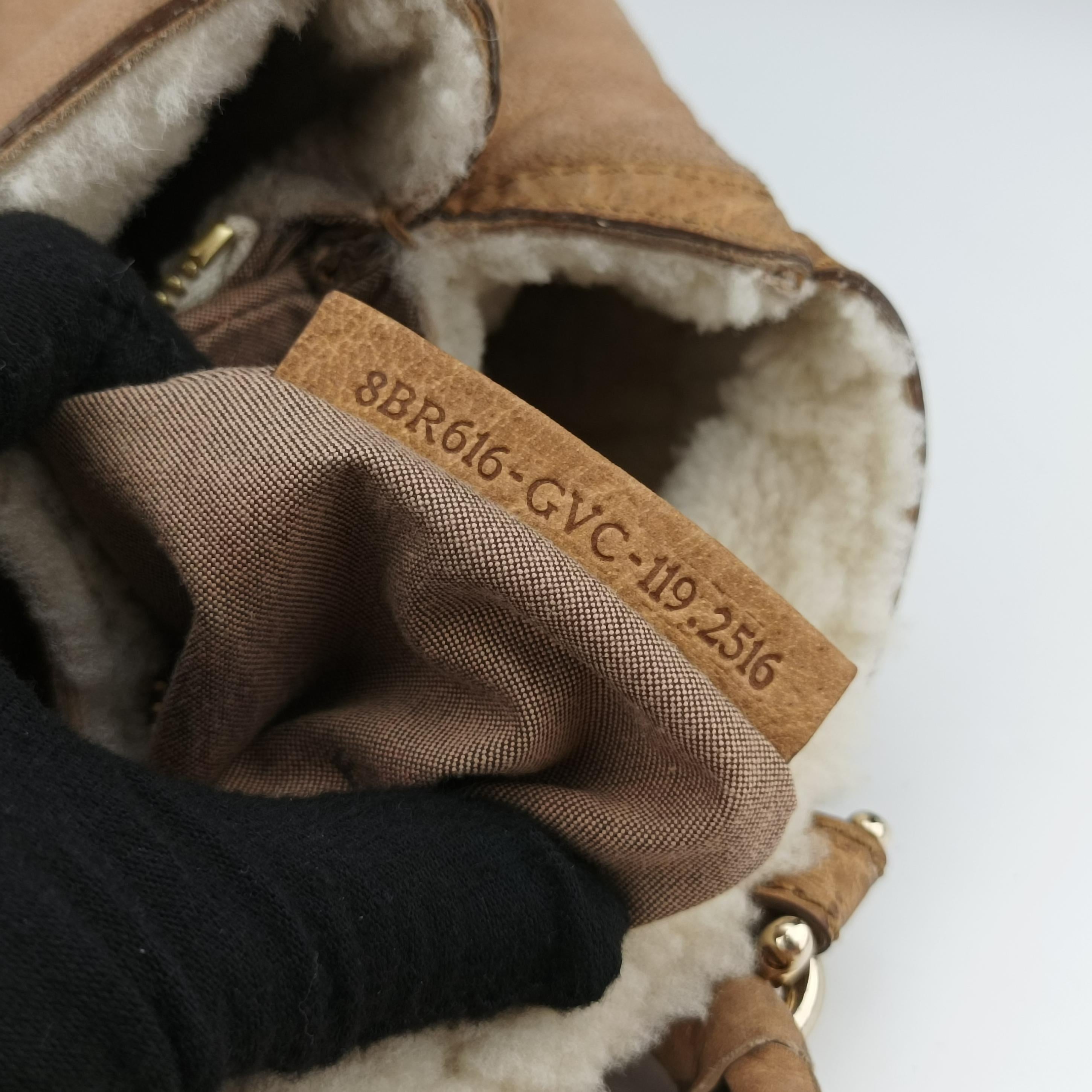 Secondhand Fendi Mia Beige Suede 8BR616 shoulderbag | stylenewstar