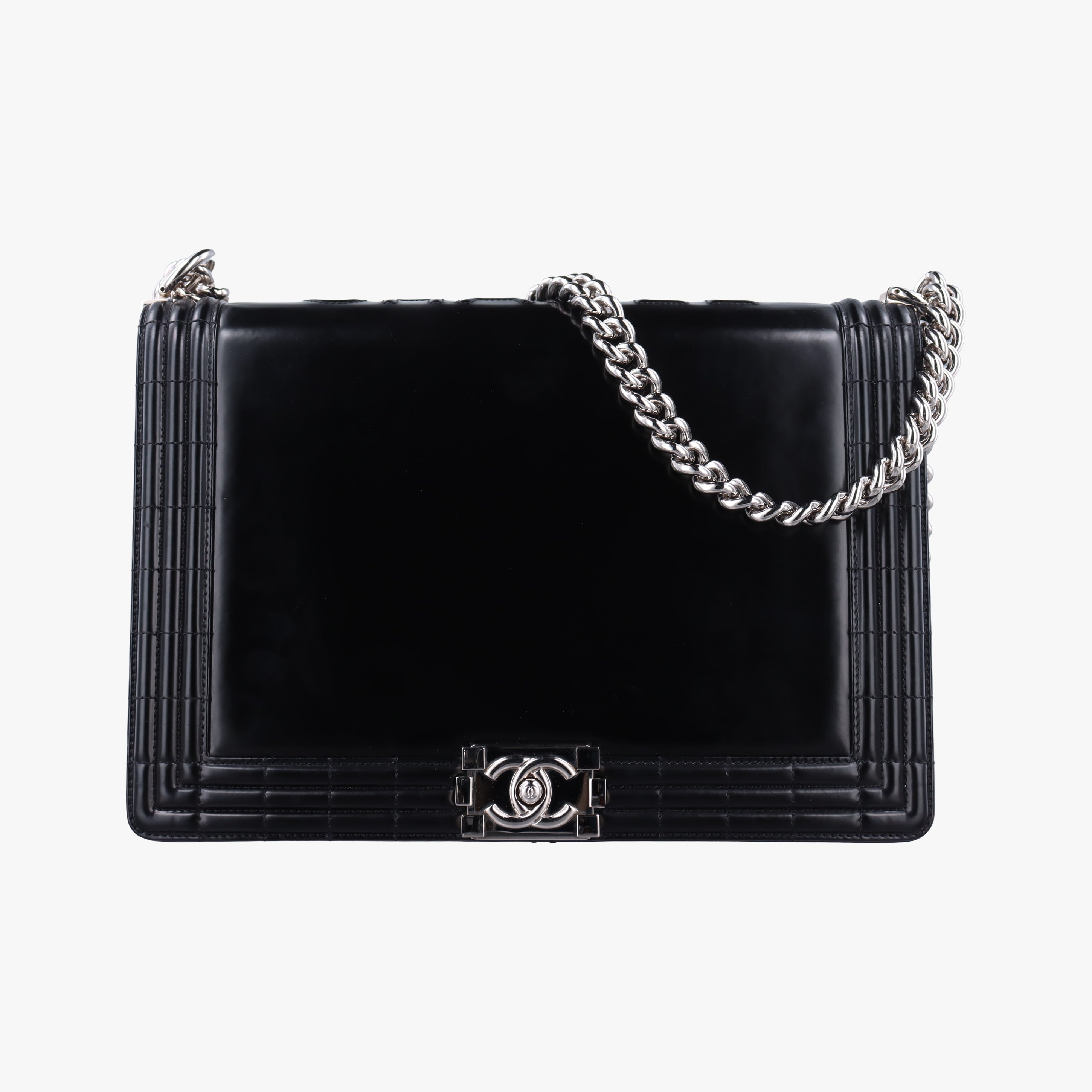 Pre-owned Chanel BOY CHANEL Black Enamel A67021 shoulderbag | stylenewstar