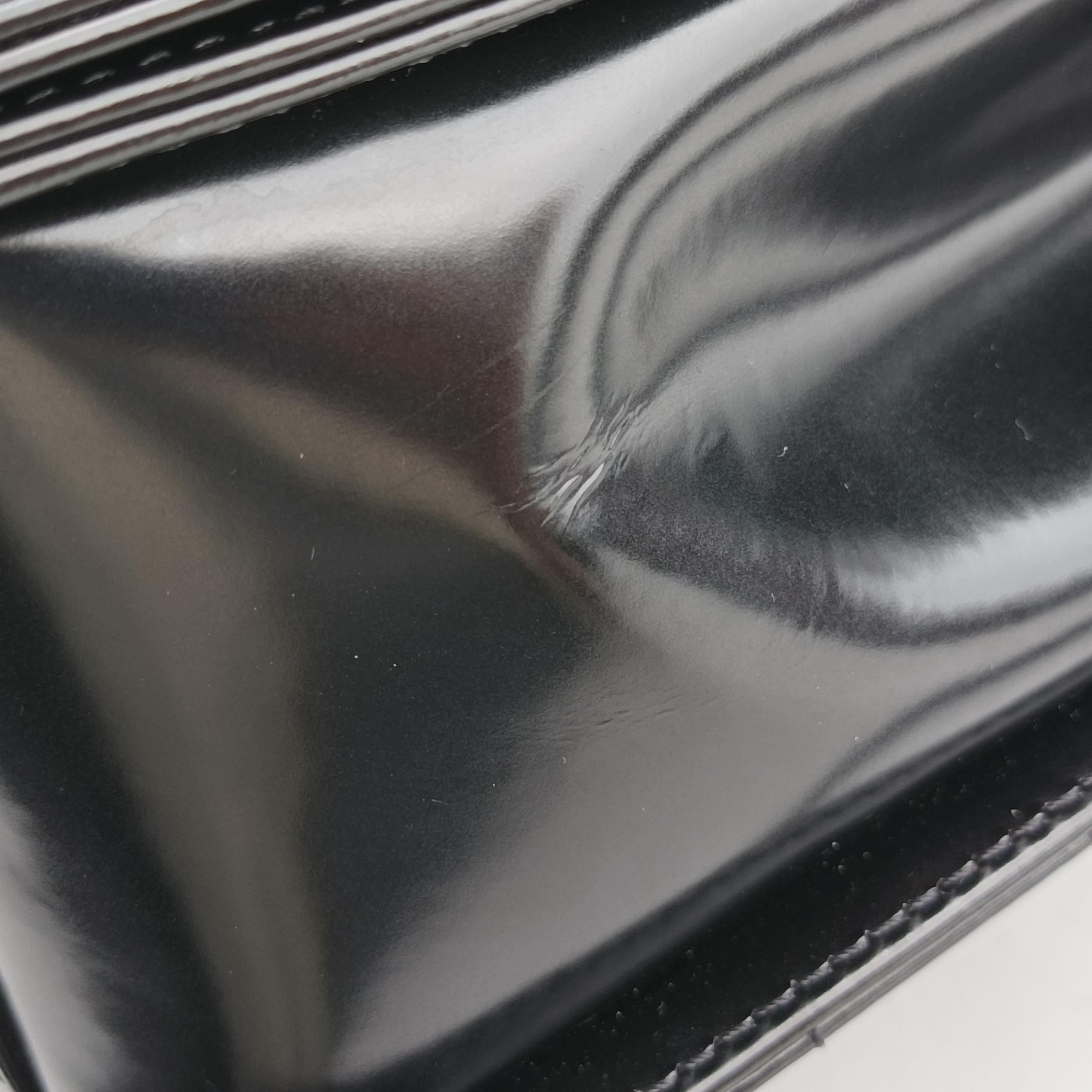 Pre-owned Chanel BOY CHANEL Black Enamel A67021 shoulderbag | stylenewstar