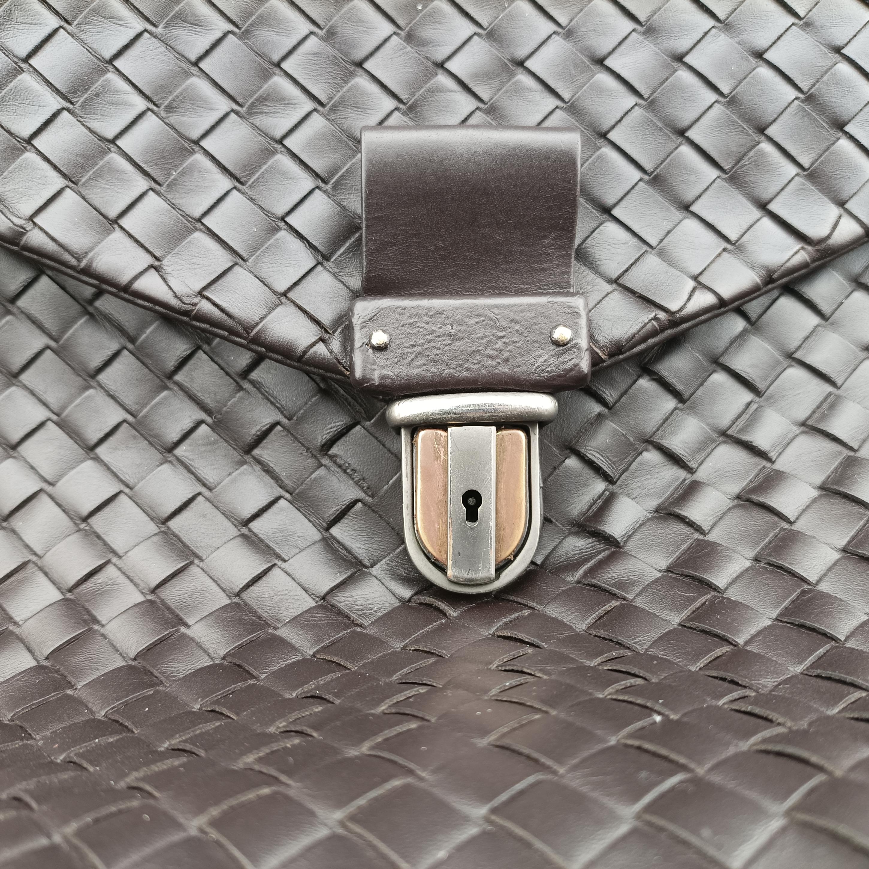 Secondhand Bottega Veneta Intrecciato Black lambskin  handbag | stylenewstar