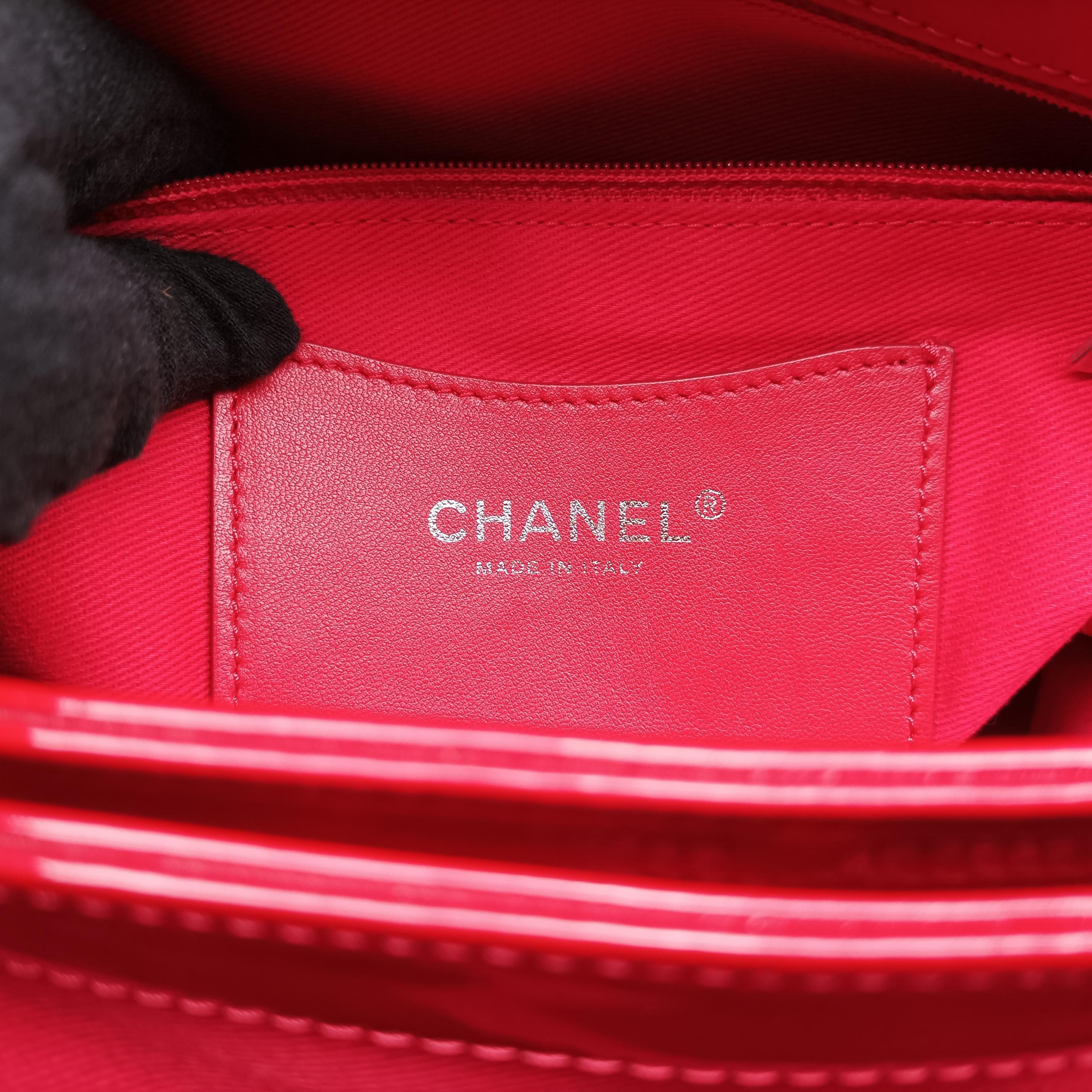 Pre-owned Chanel Mademoiselle Bowling Red Patent A50558 shoulderbag | stylenewstar