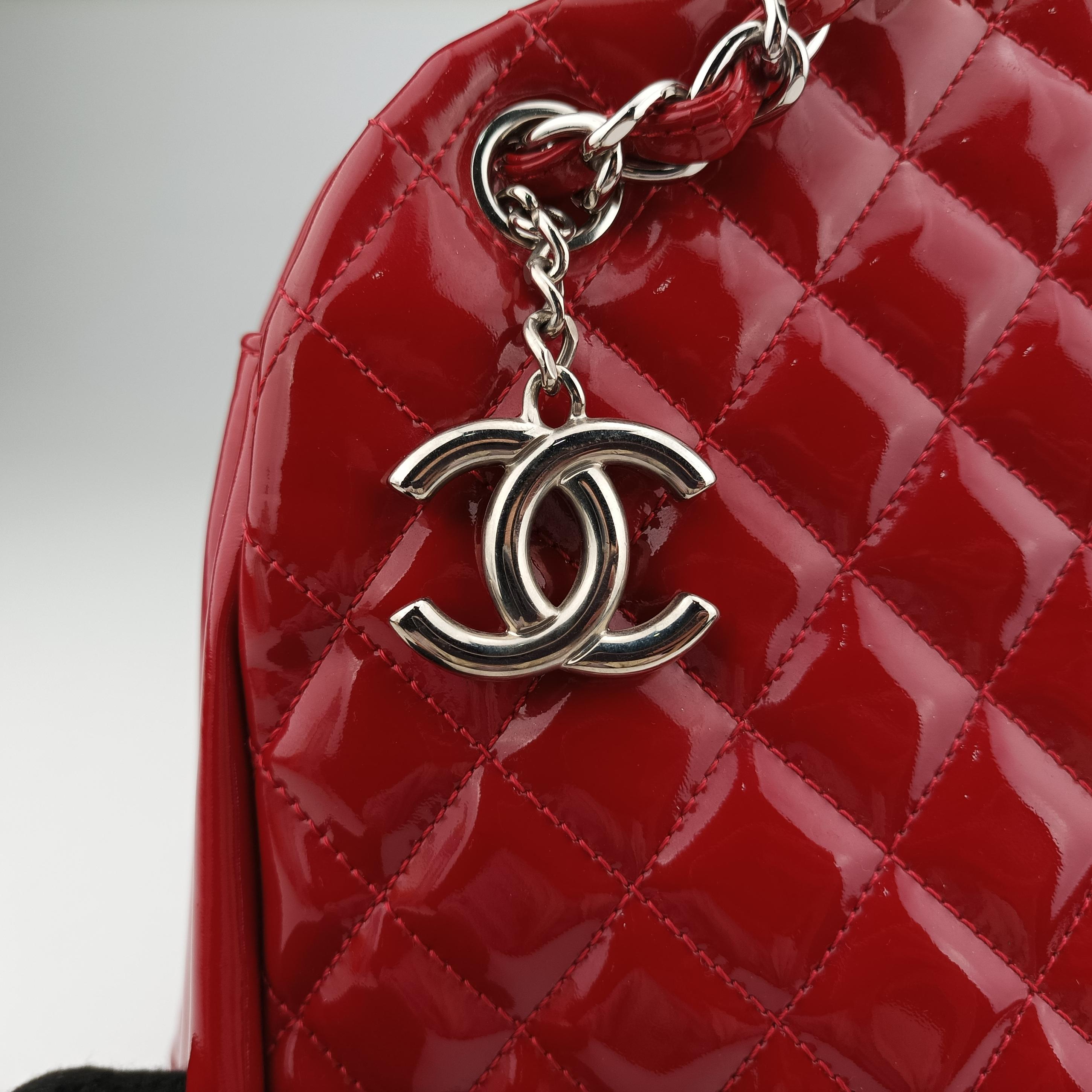 Pre-owned Chanel Mademoiselle Bowling Red Patent A50558 shoulderbag | stylenewstar