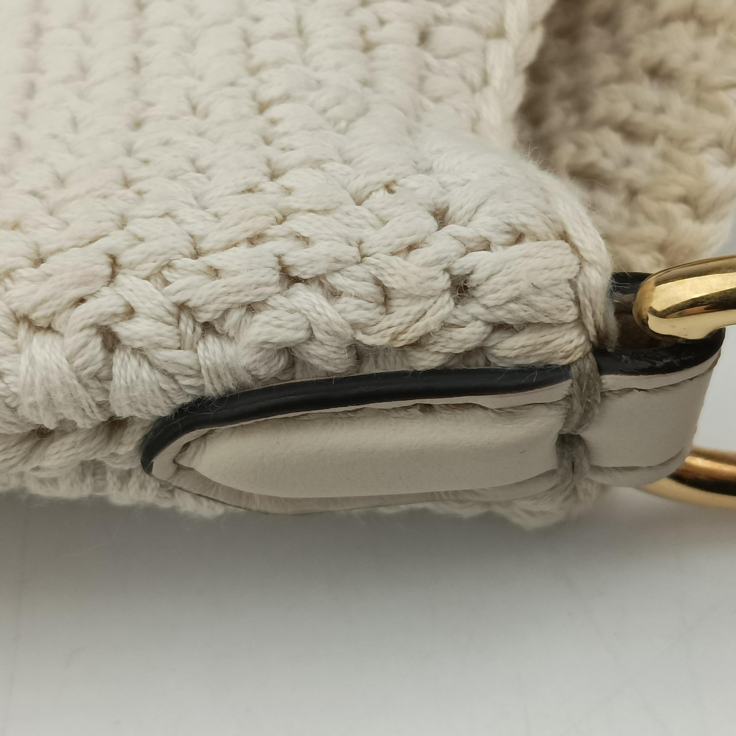 Pre-owned Fendi Croissant Crochet White Fabric × leather 8BR790 shoulderbag | stylenewstar