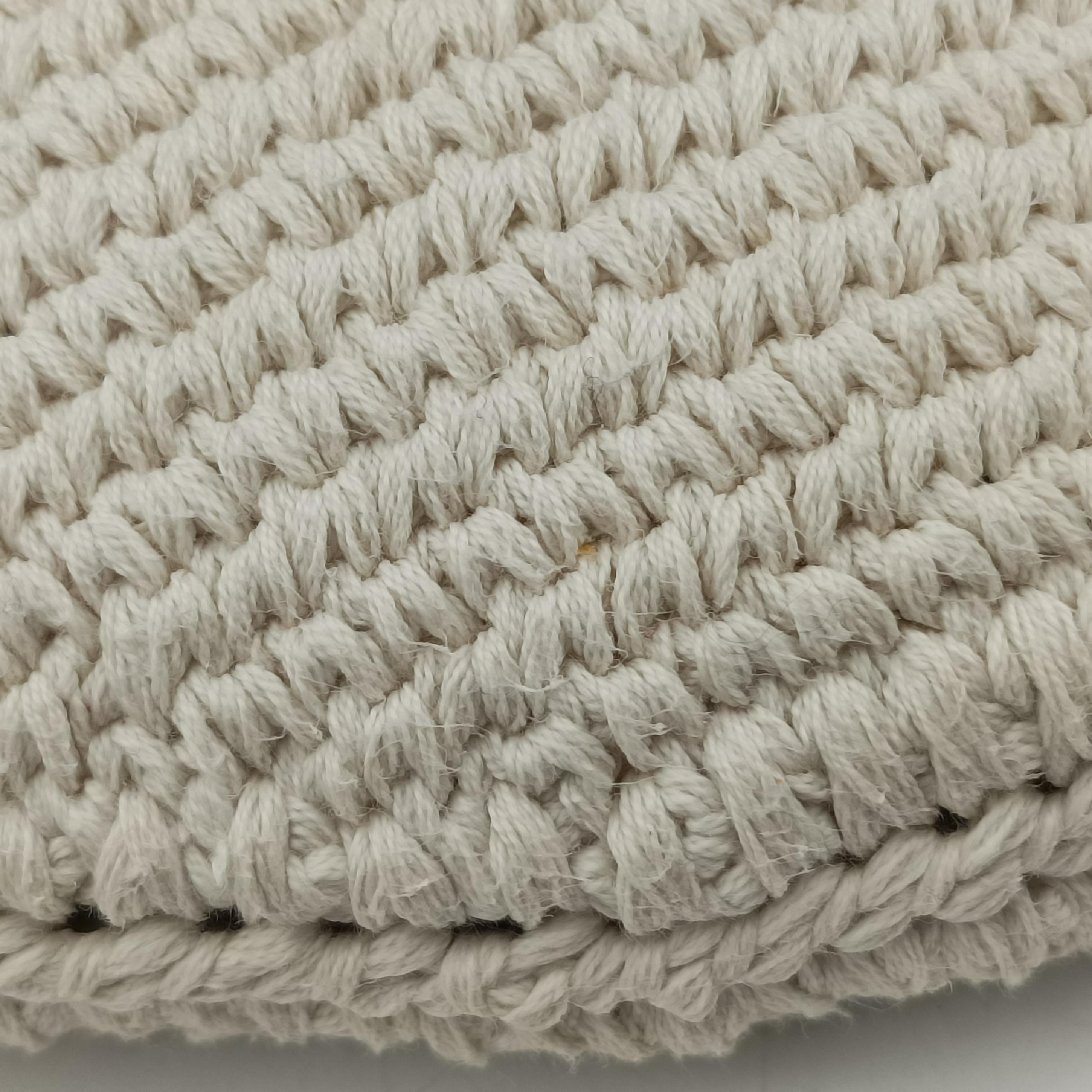 Pre-owned Fendi Croissant Crochet White Fabric × leather 8BR790 shoulderbag | stylenewstar