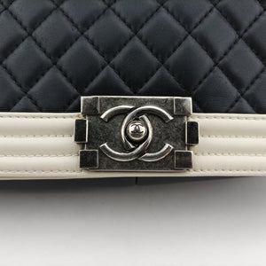 Secondhand Chanel BOY CHANEL Black×beige Leather A67087 shoulderbag | stylenewstar