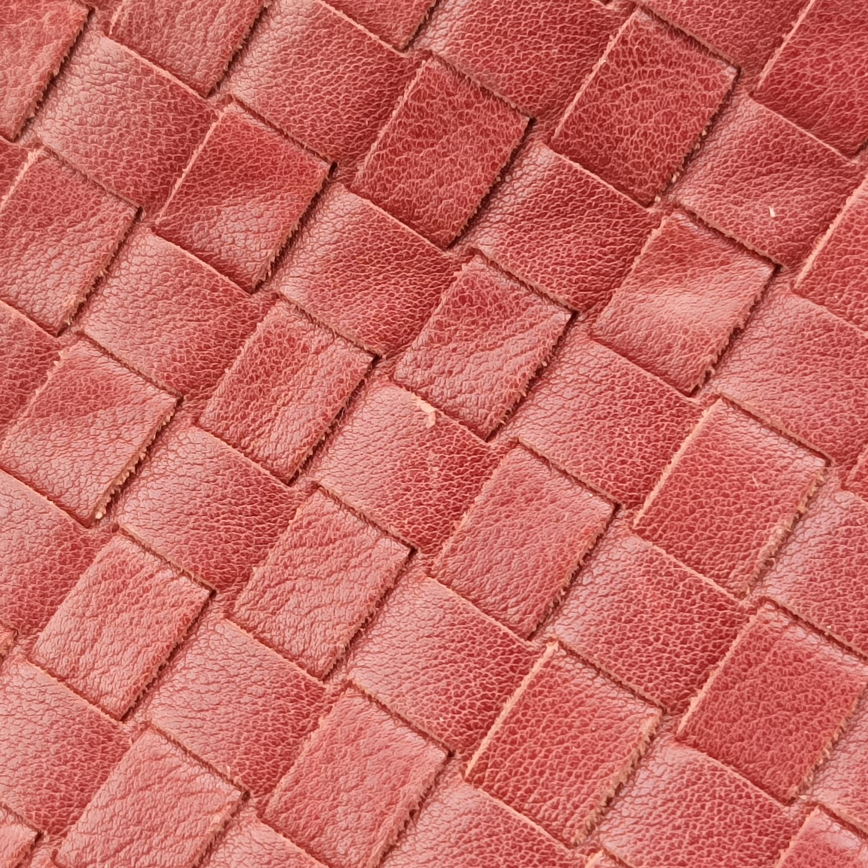 Pre-owned Bottega Veneta Intrecciato Red lambskin  handbag | stylenewstar