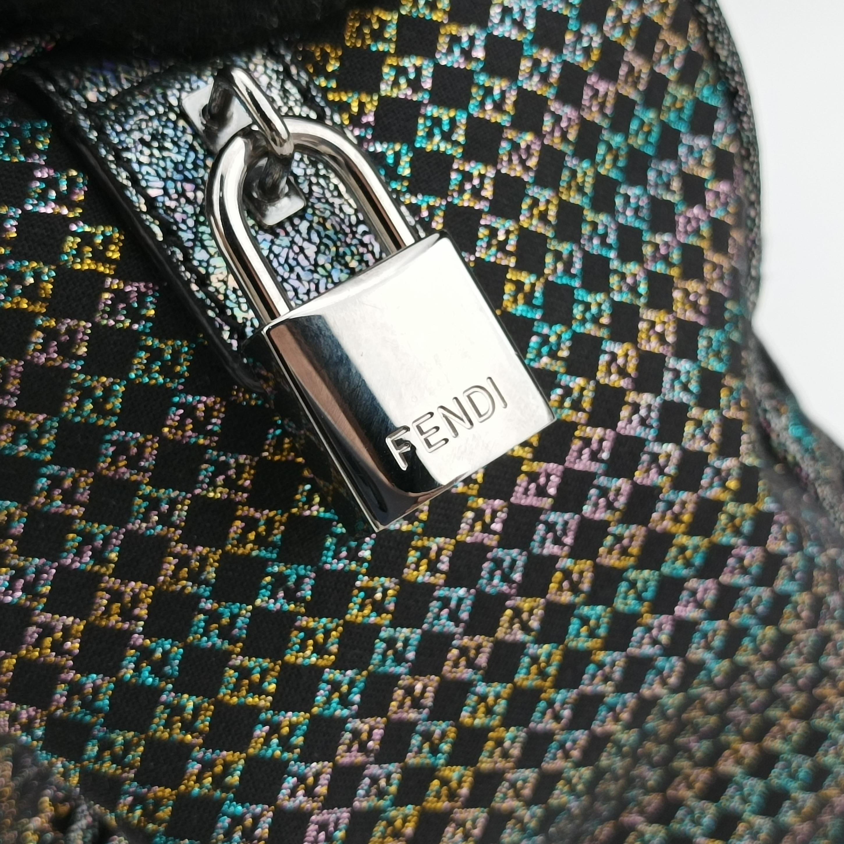 Pre-owned Fendi Zucchino Glitter Logo Multicolour canvas 8BL068 handbag | stylenewstar