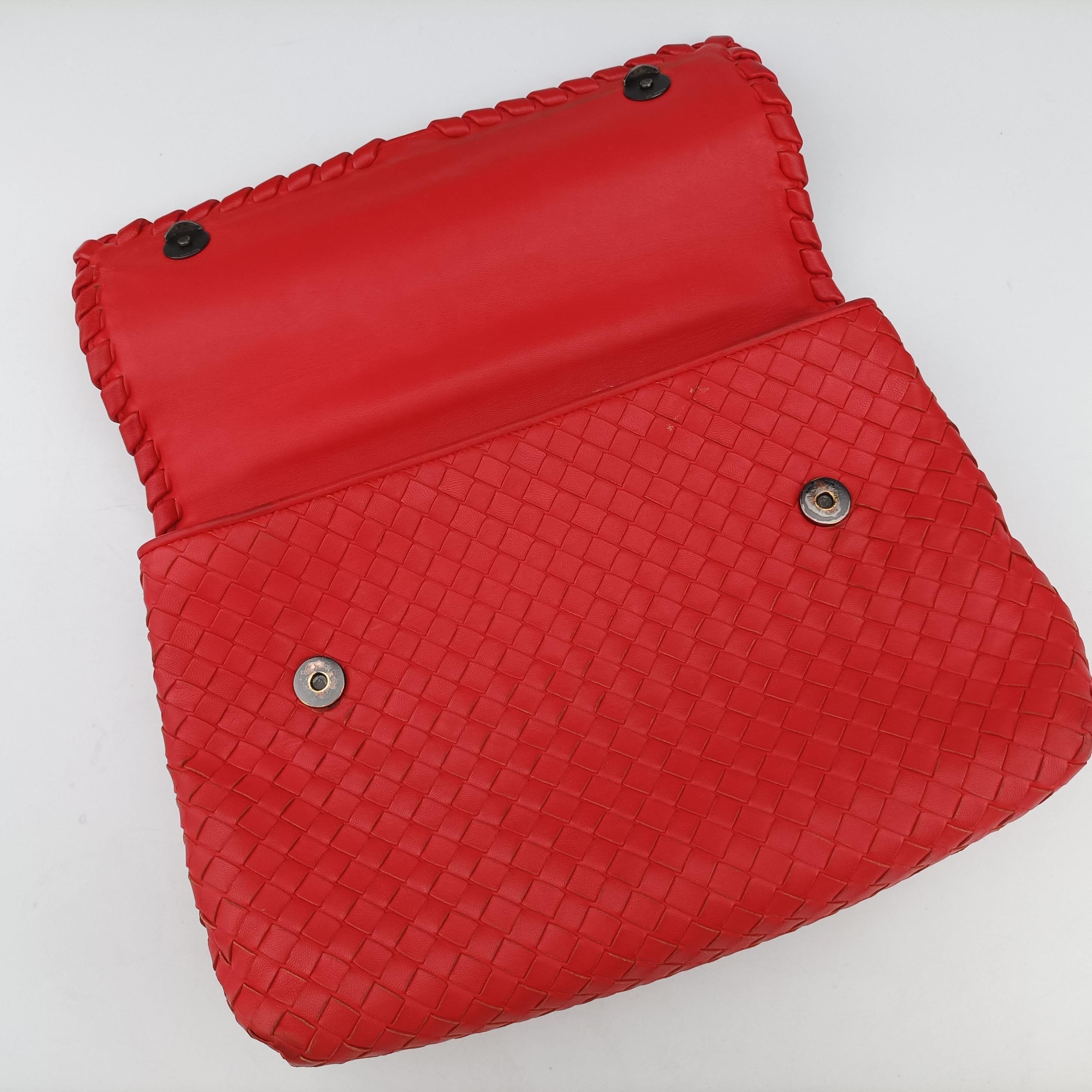 Pre-owned Bottega Veneta Intrecciato Olimpia Red lambskin  shoulderbag | stylenewstar