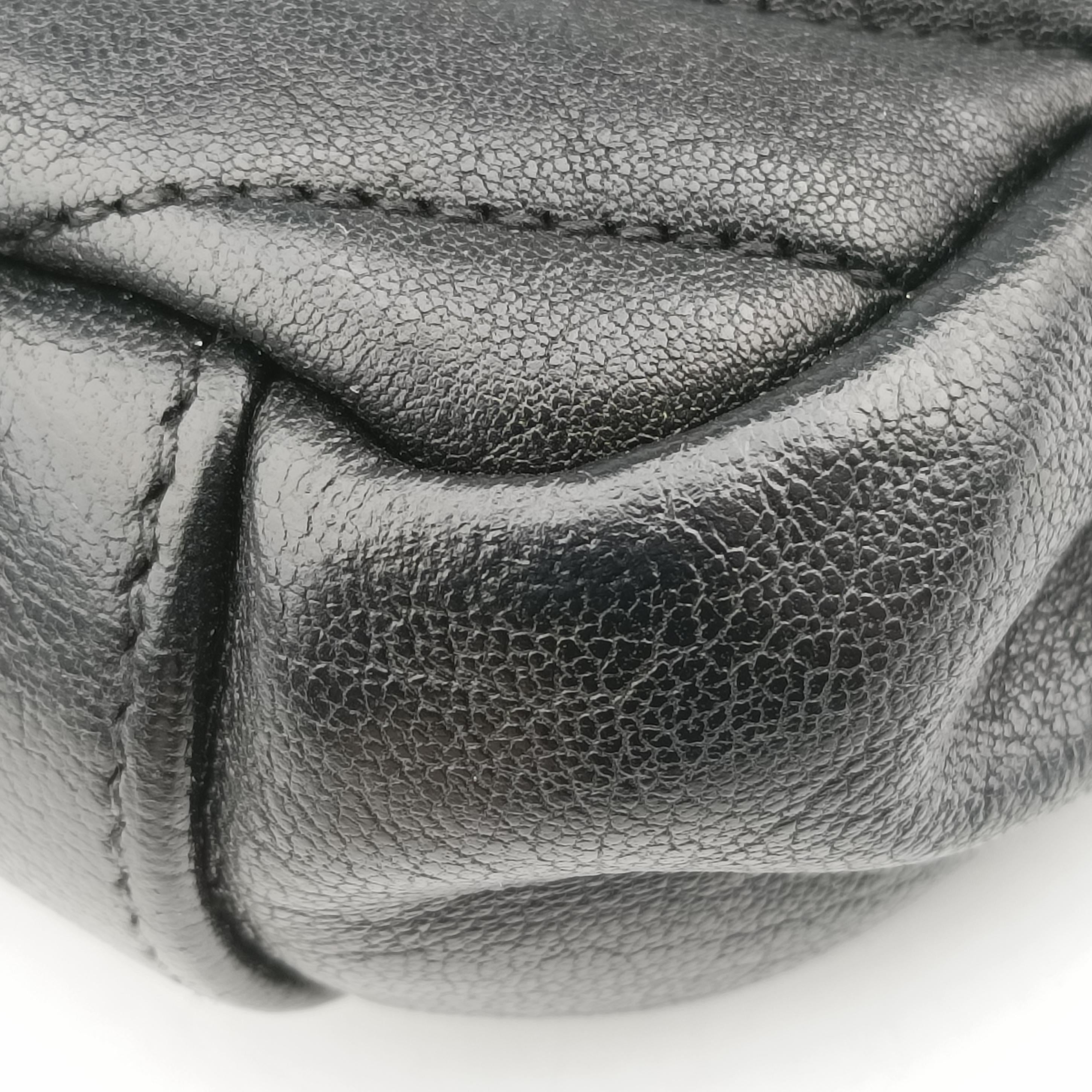 Pre-owned Yves Saint Laurent COLLEGE Black Leather 428056 shoulderbag | stylenewstar