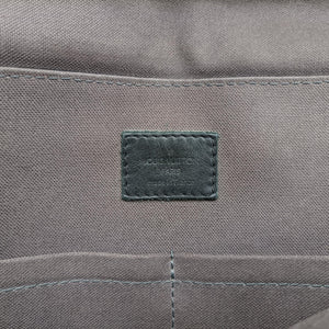 Pre-owned Louis Vuitton District PM Noir Damie Infini Leather N41286 shoulderbag | stylenewstar