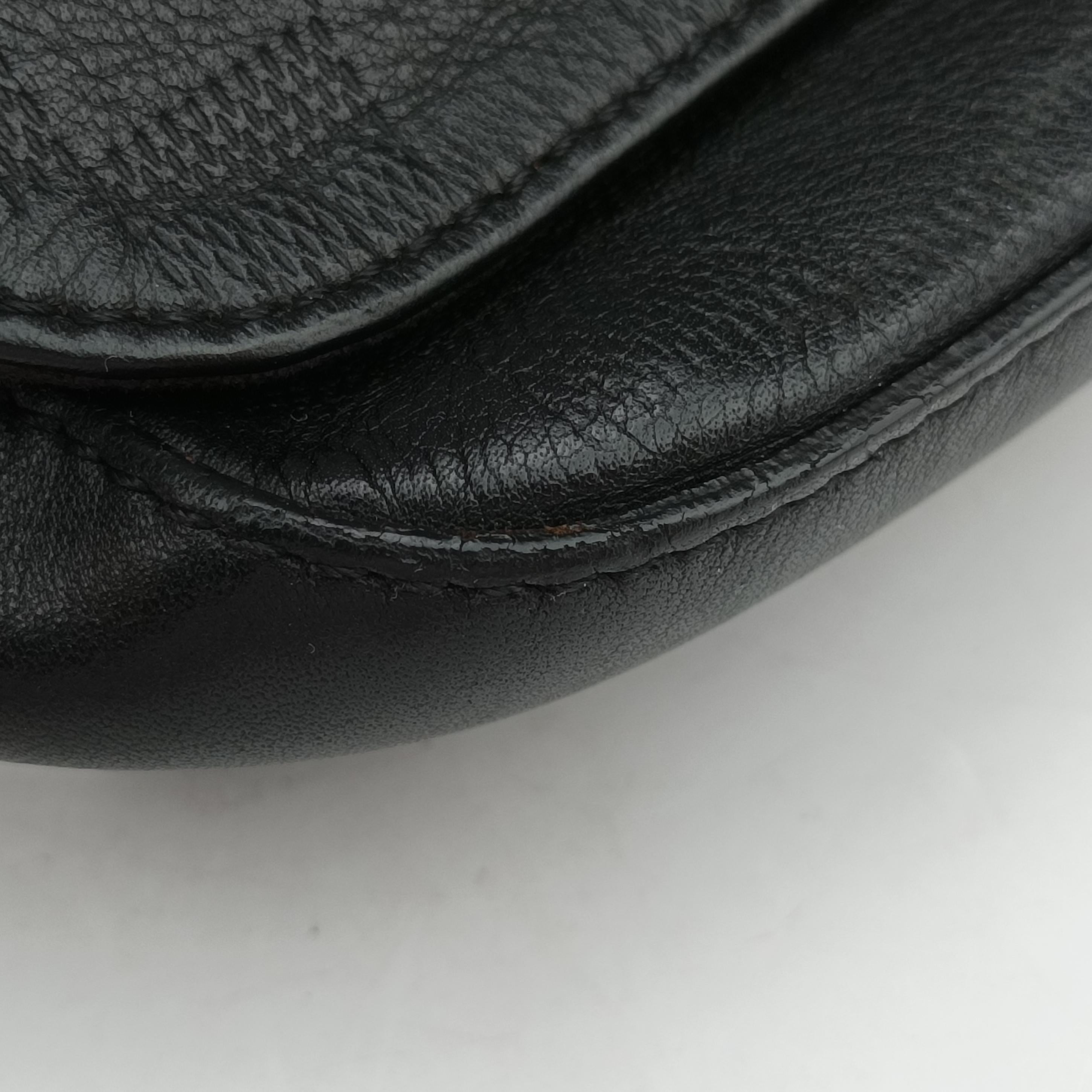 Pre-owned Louis Vuitton District PM Noir Damie Infini Leather N41286 shoulderbag | stylenewstar