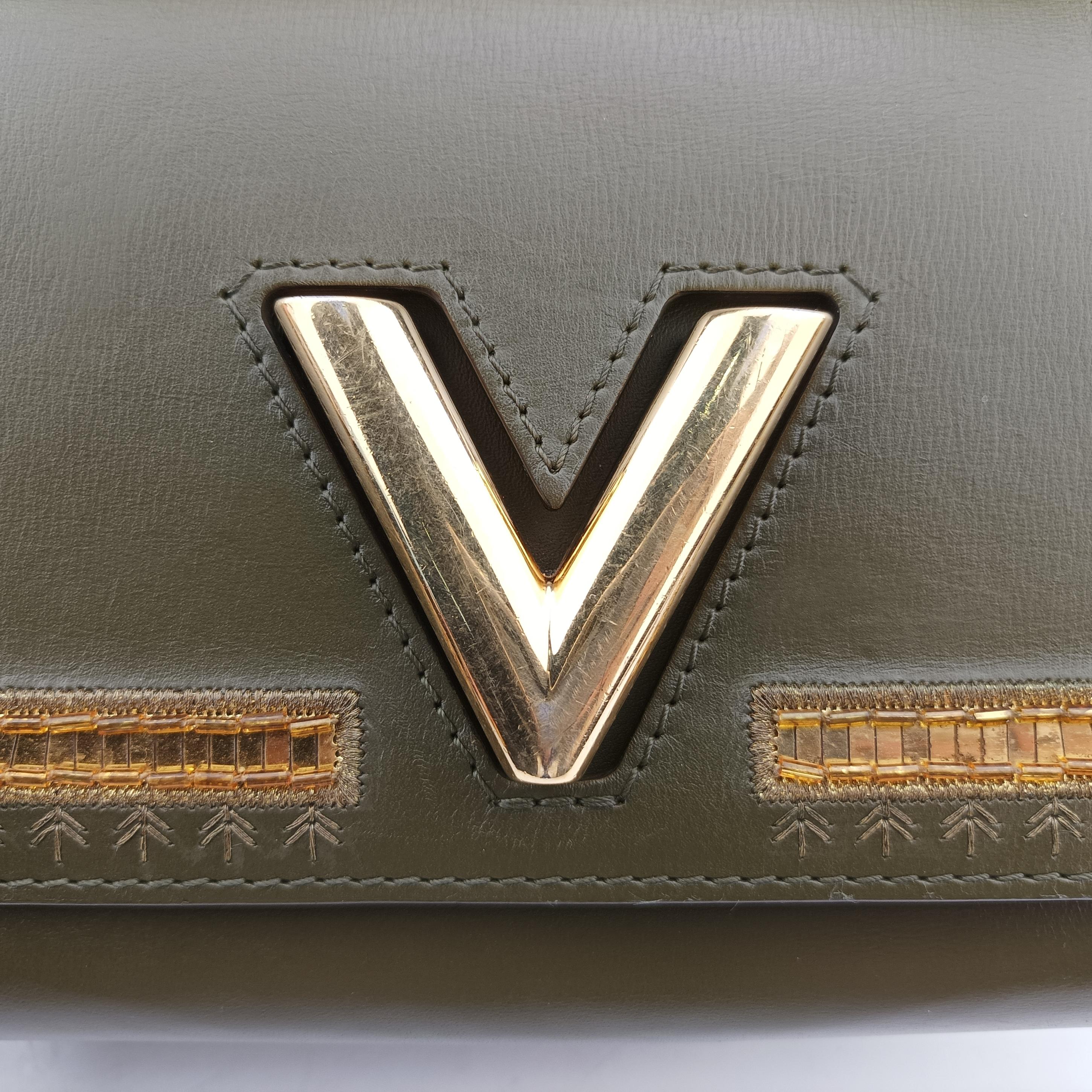 Pre-owned Louis Vuitton Twist PM Green leather M54746 shoulderbag | stylenewstar