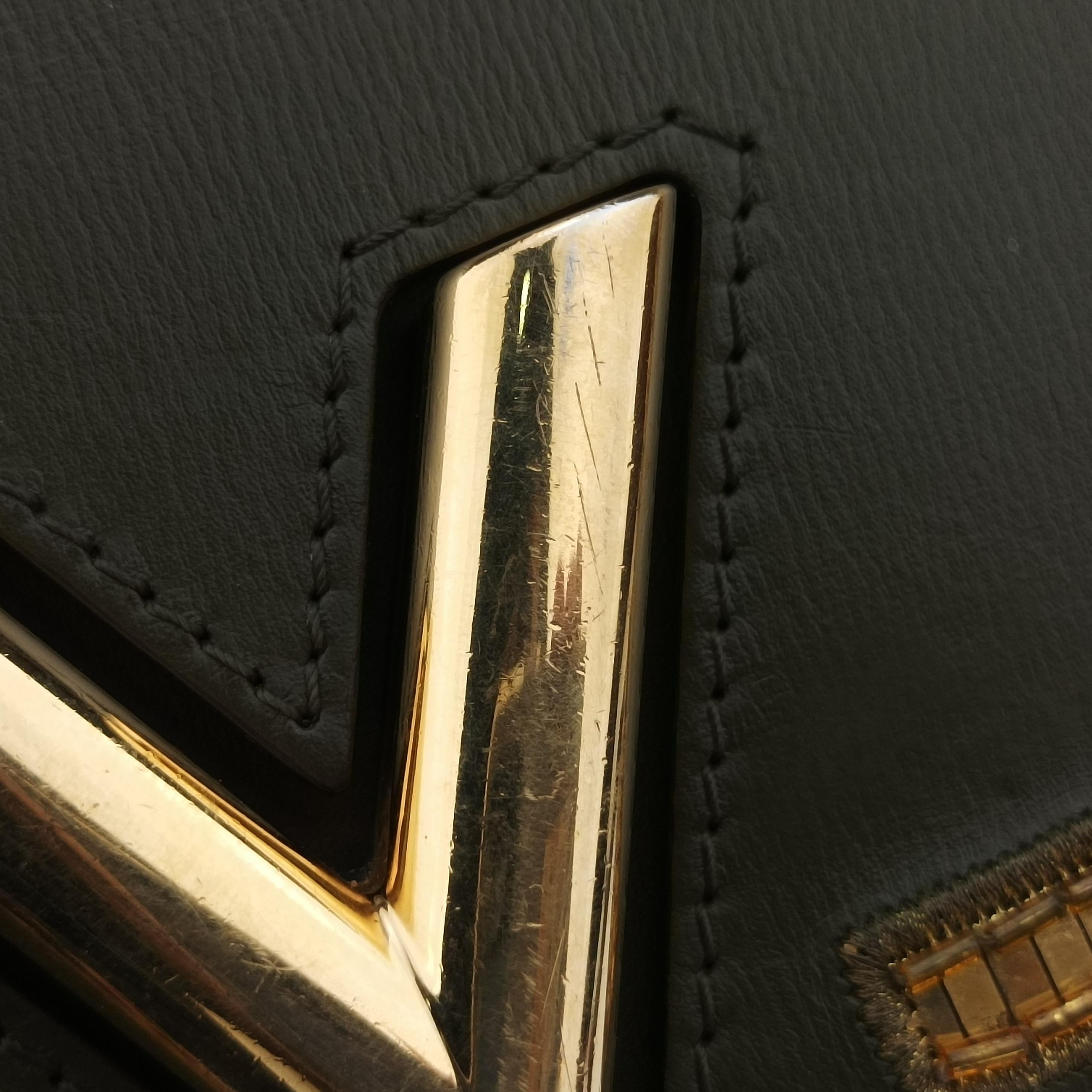 Pre-owned Louis Vuitton Twist PM Green leather M54746 shoulderbag | stylenewstar