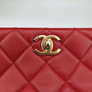 Pre-owned Chanel Matelasse Red Leather A67620 shoulderbag | stylenewstar