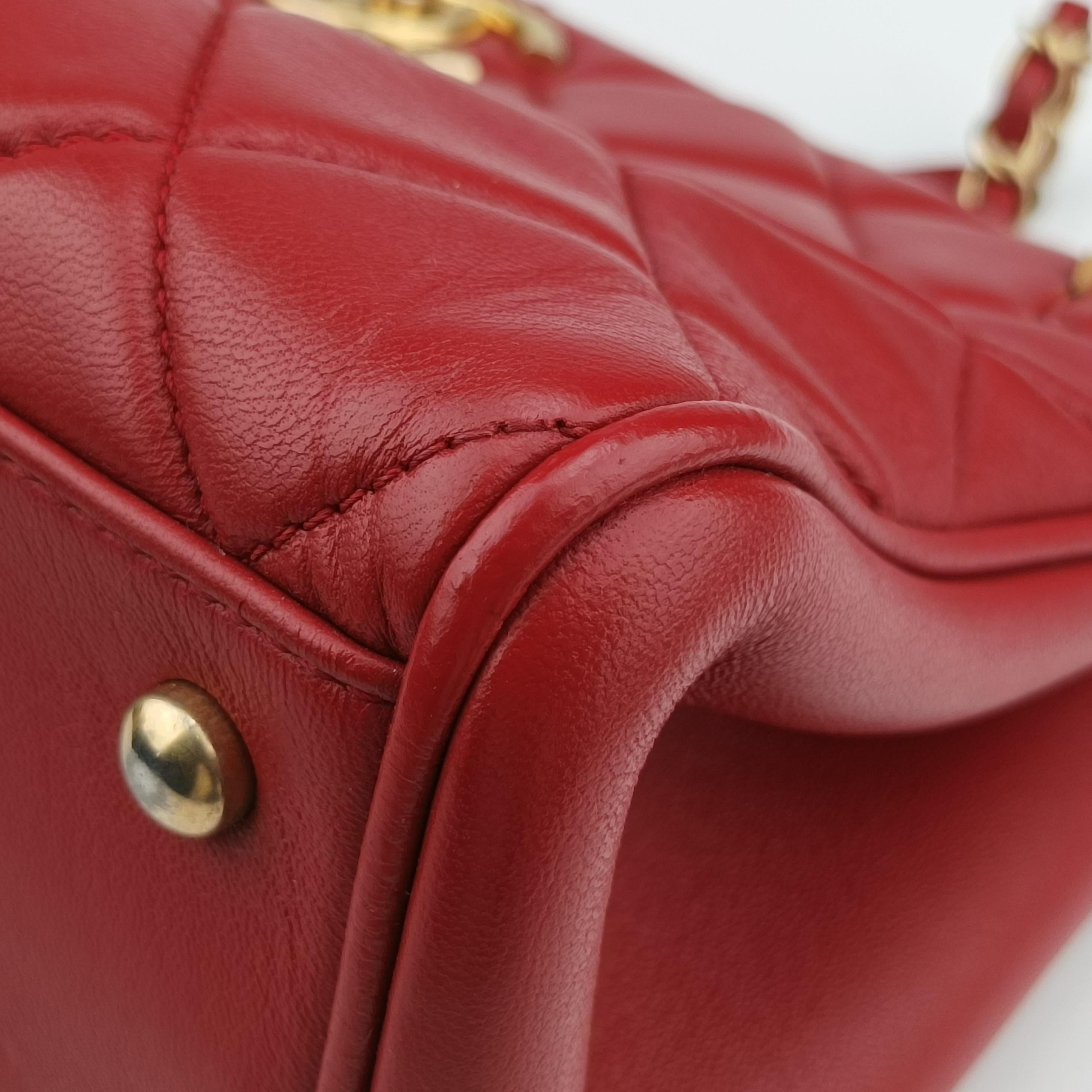 Pre-owned Chanel Matelasse Red Leather A67620 shoulderbag | stylenewstar