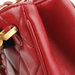 Pre-owned Chanel Matelasse Red Leather A67620 shoulderbag | stylenewstar