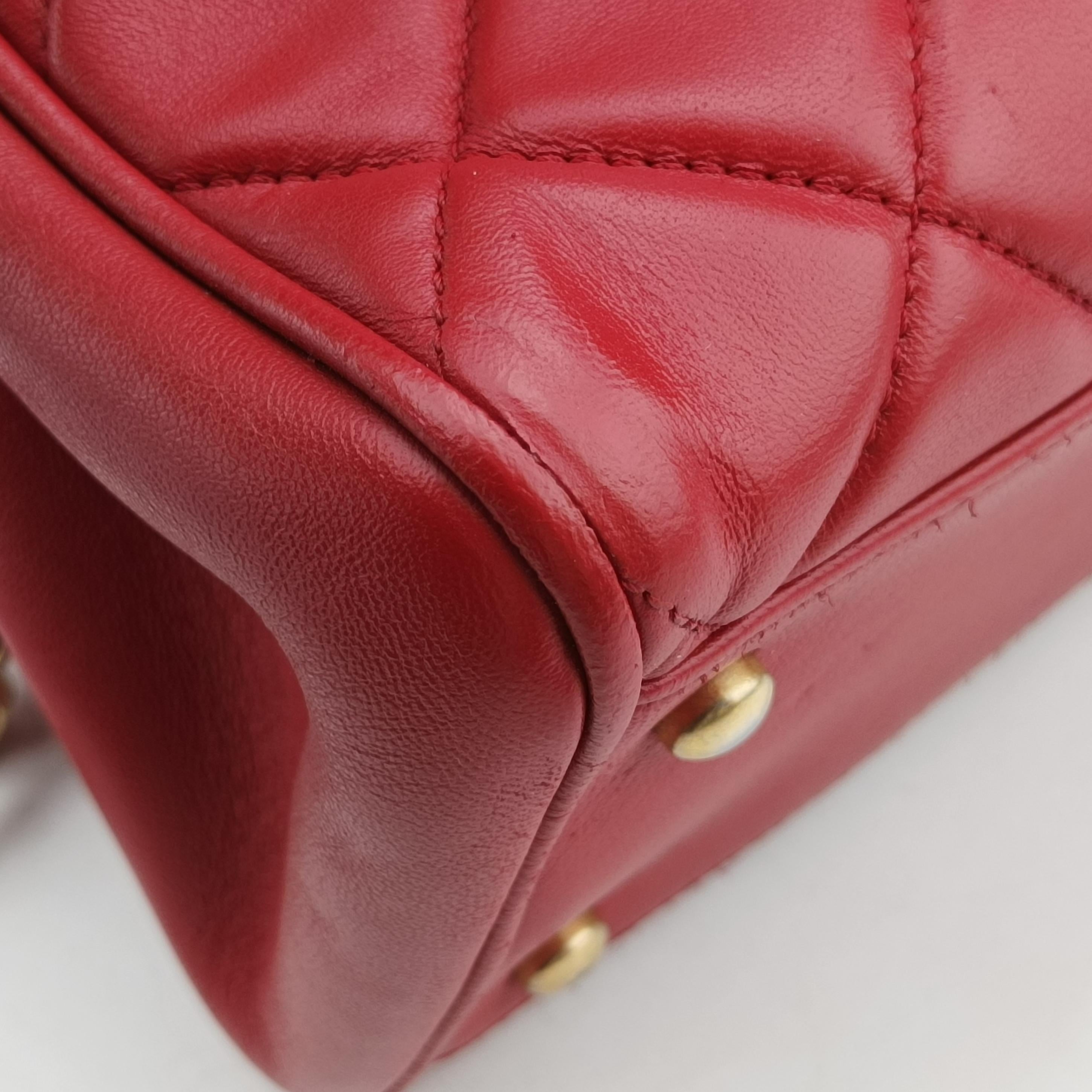 Pre-owned Chanel Matelasse Red Leather A67620 shoulderbag | stylenewstar