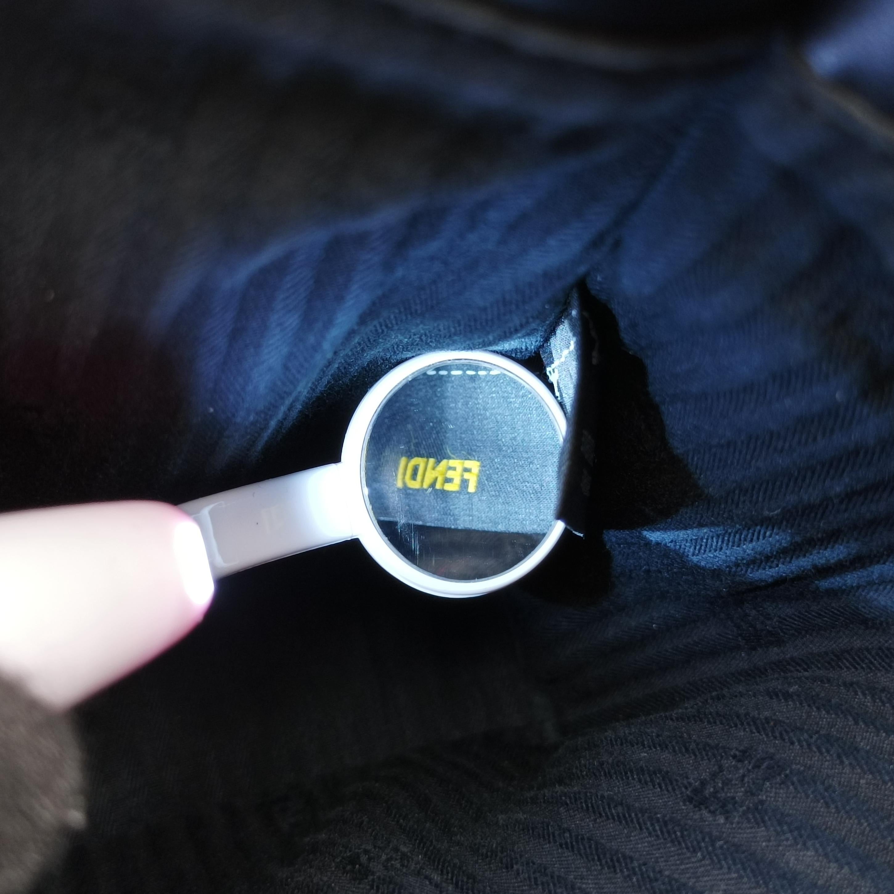 Pre-owned Fendi Petite 2 JOURS Black x Multicolor Leather 8BH253 shoulderbag | stylenewstar