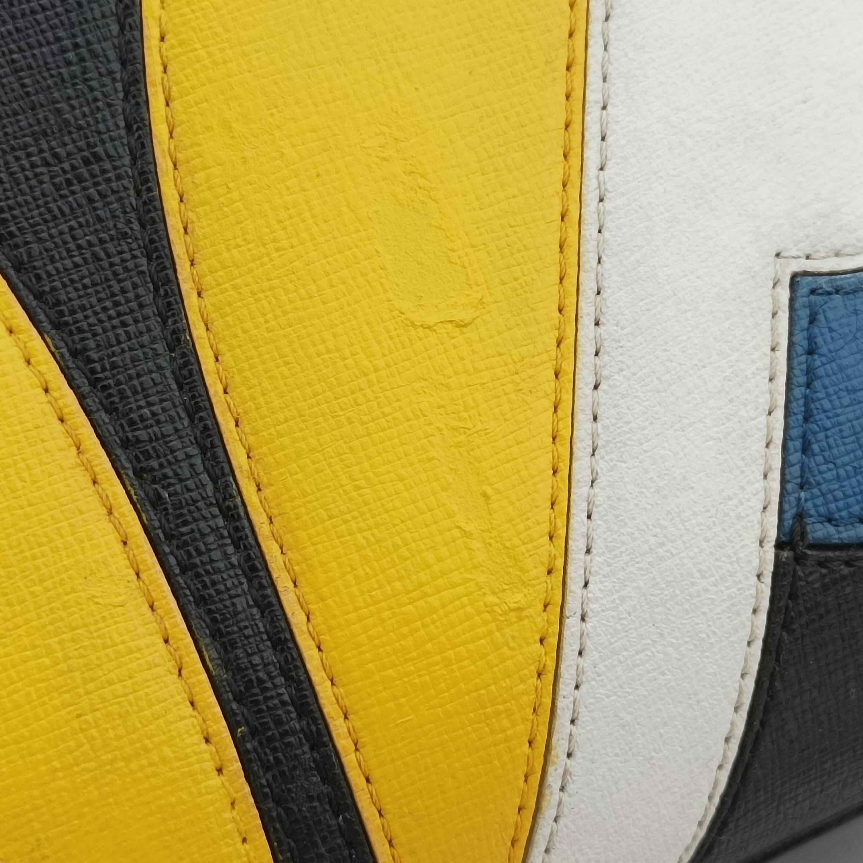 Pre-owned Fendi Petite 2 JOURS Black x Multicolor Leather 8BH253 shoulderbag | stylenewstar