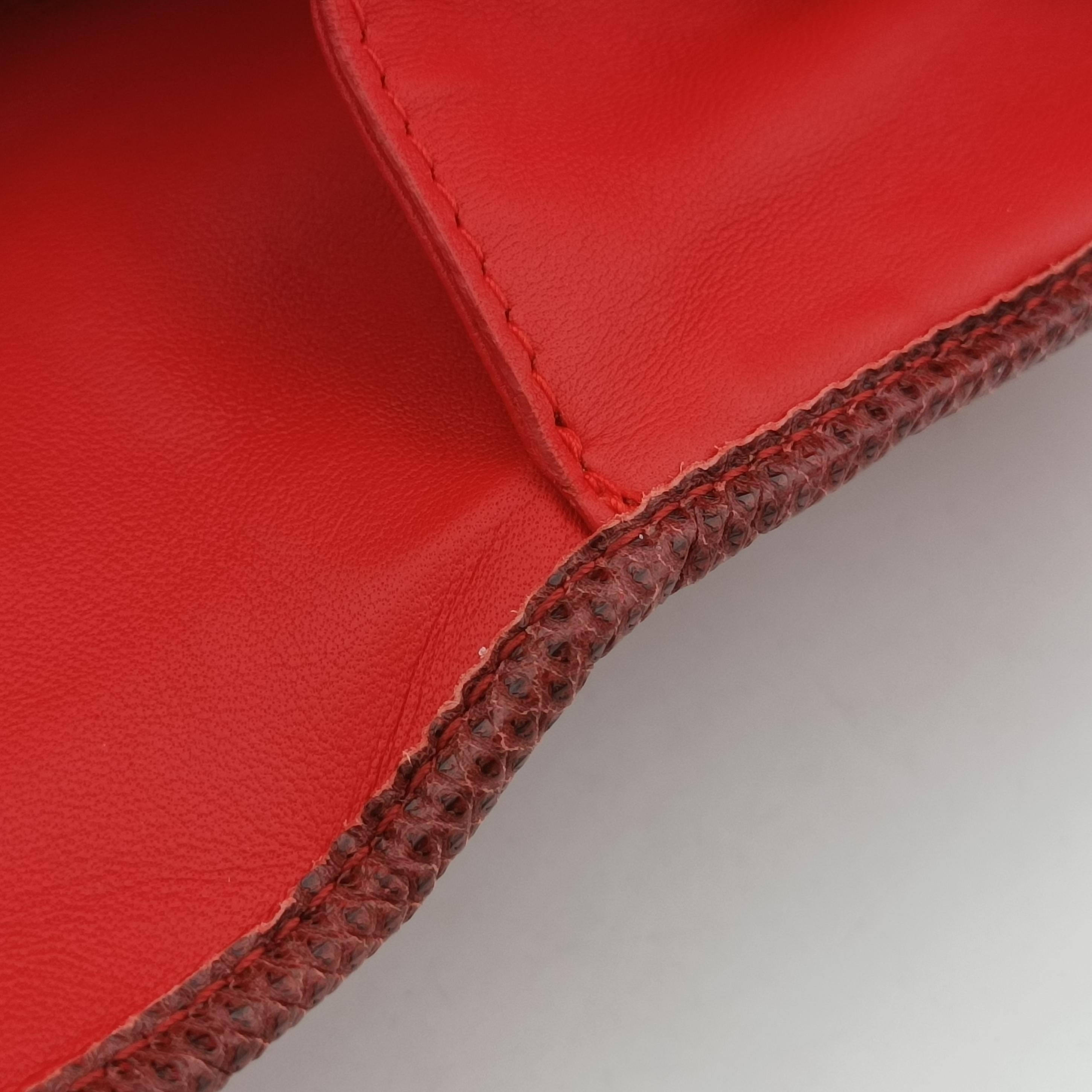 Vintage Bottega Veneta Intrecciato Red lambskin  shoulderbag | stylenewstar