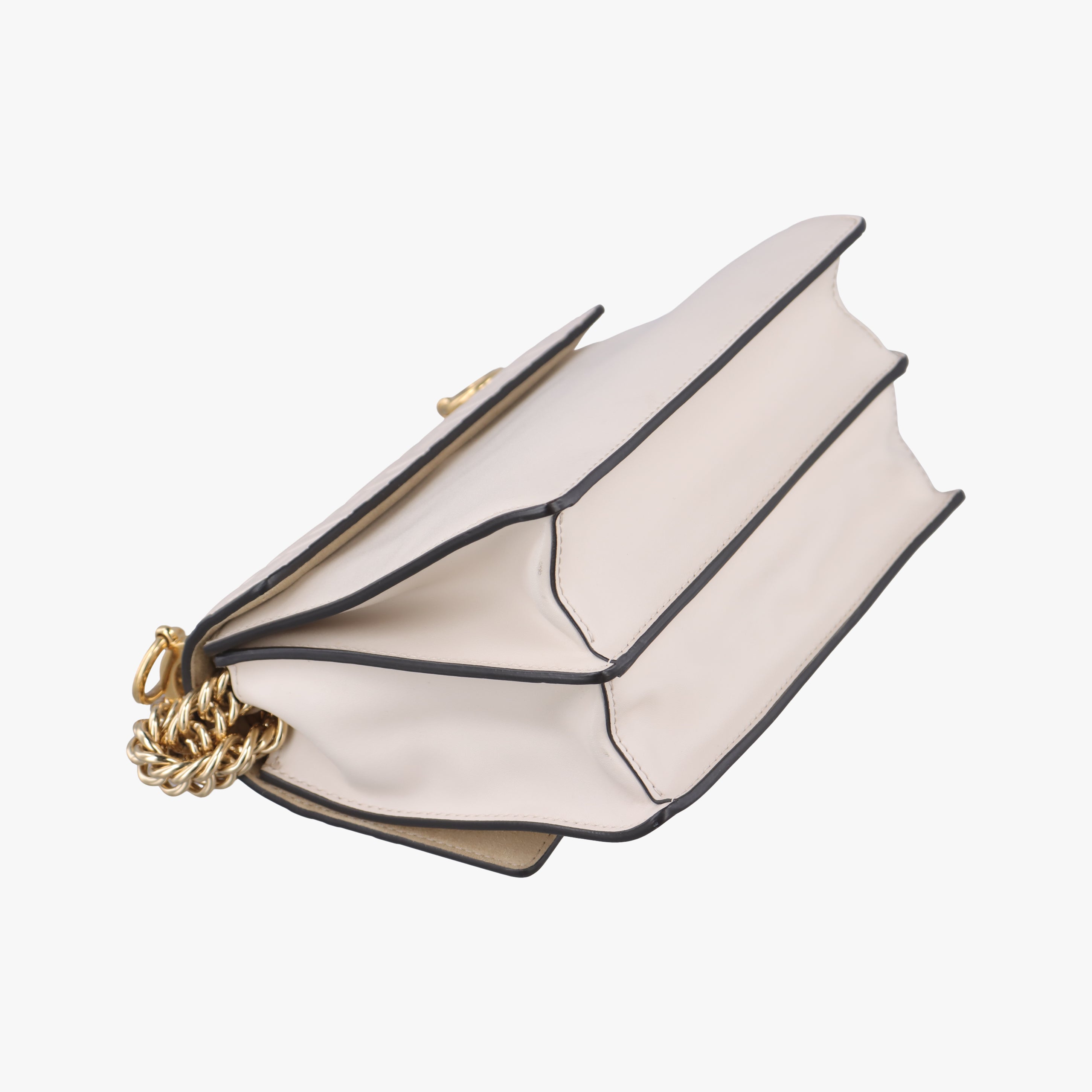 Secondhand Fendi studded Kan I White Leather 8M0381 shoulderbag | stylenewstar