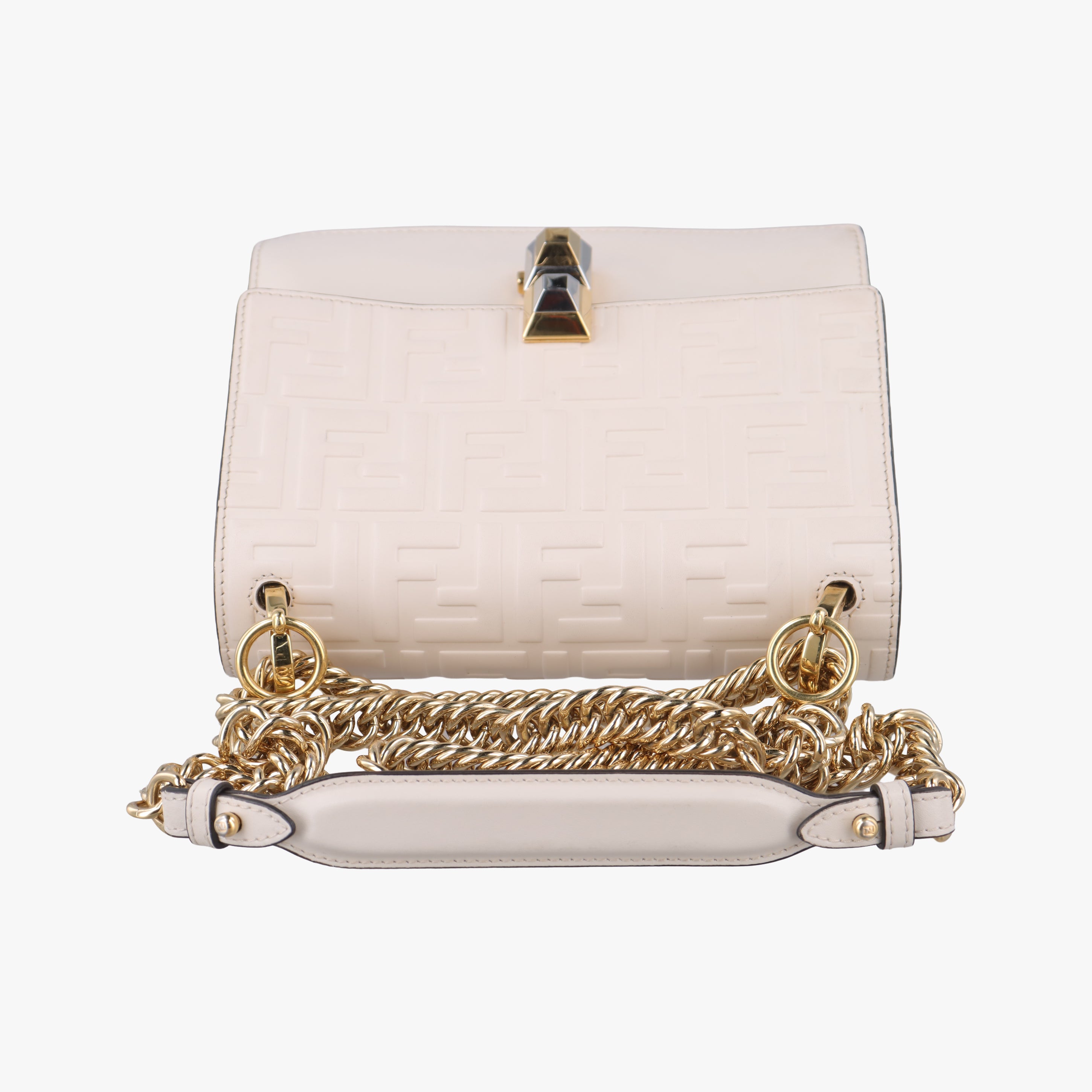 Secondhand Fendi studded Kan I White Leather 8M0381 shoulderbag | stylenewstar