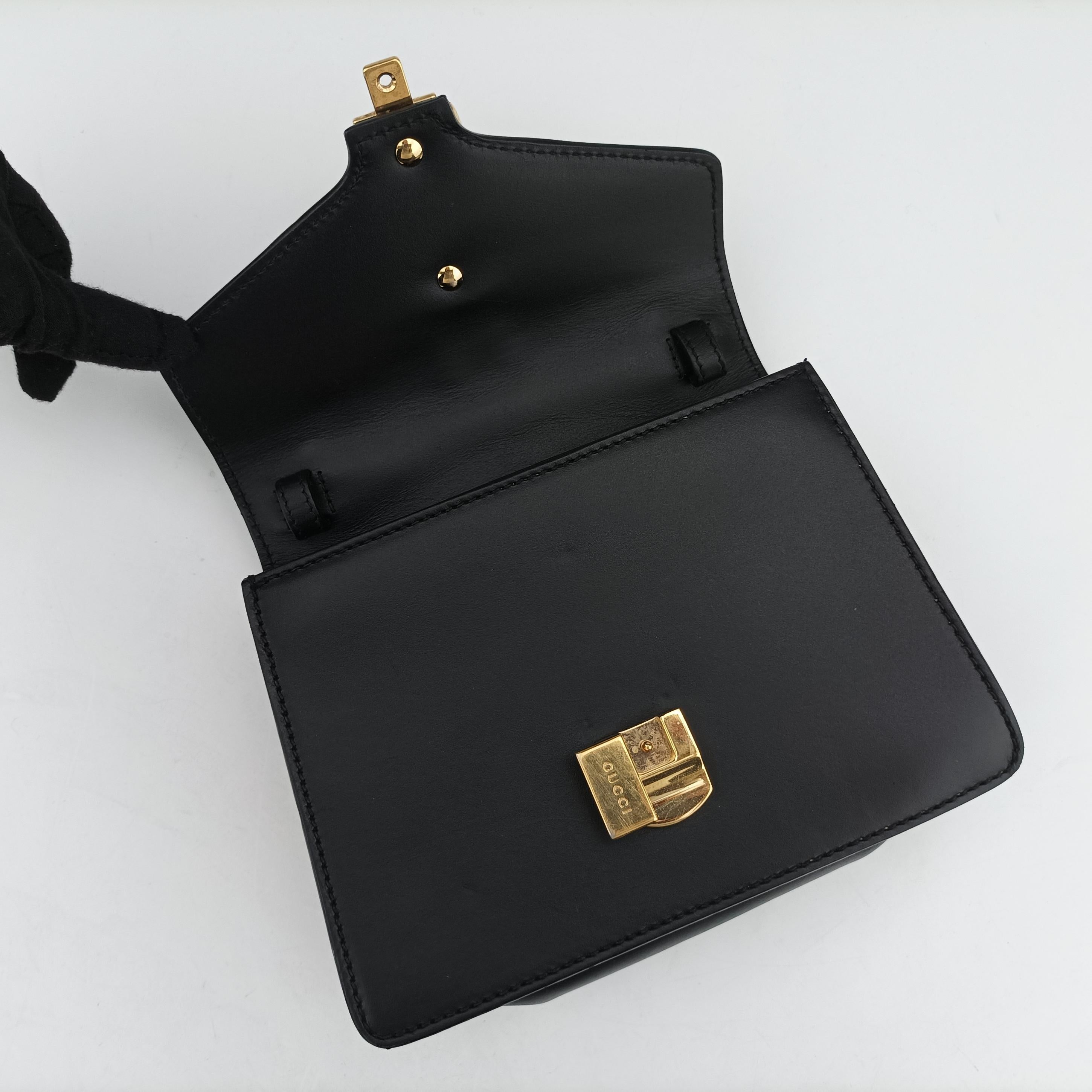 Pre-owned Gucci Sylvie Black Leather 470270 shoulderbag | stylenewstar