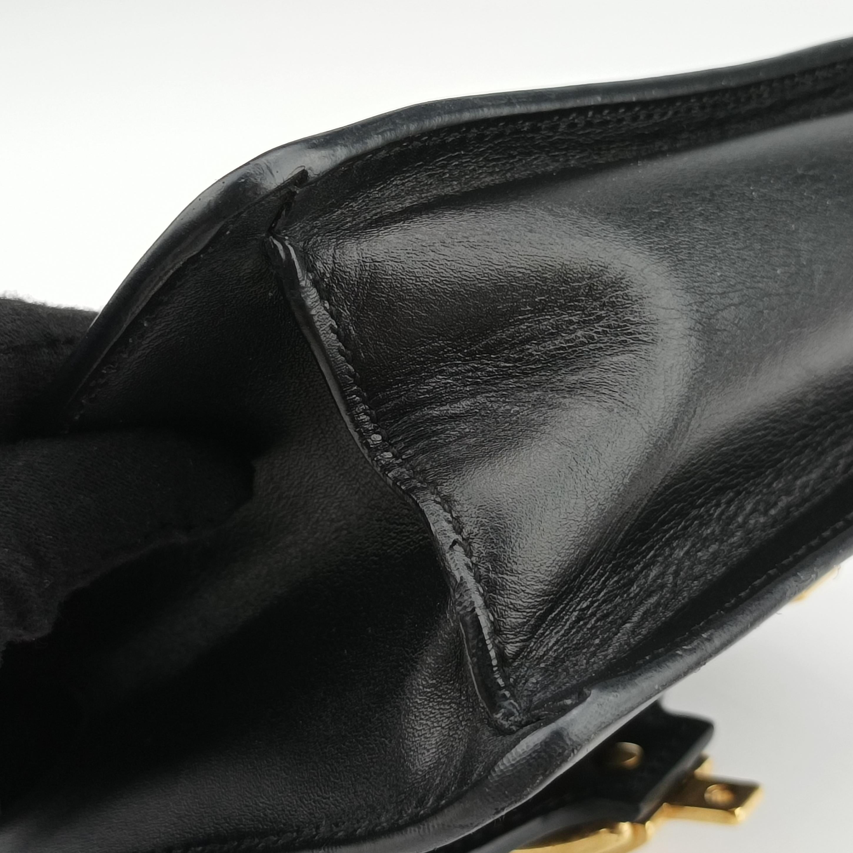 Pre-owned Gucci Sylvie Black Leather 470270 shoulderbag | stylenewstar