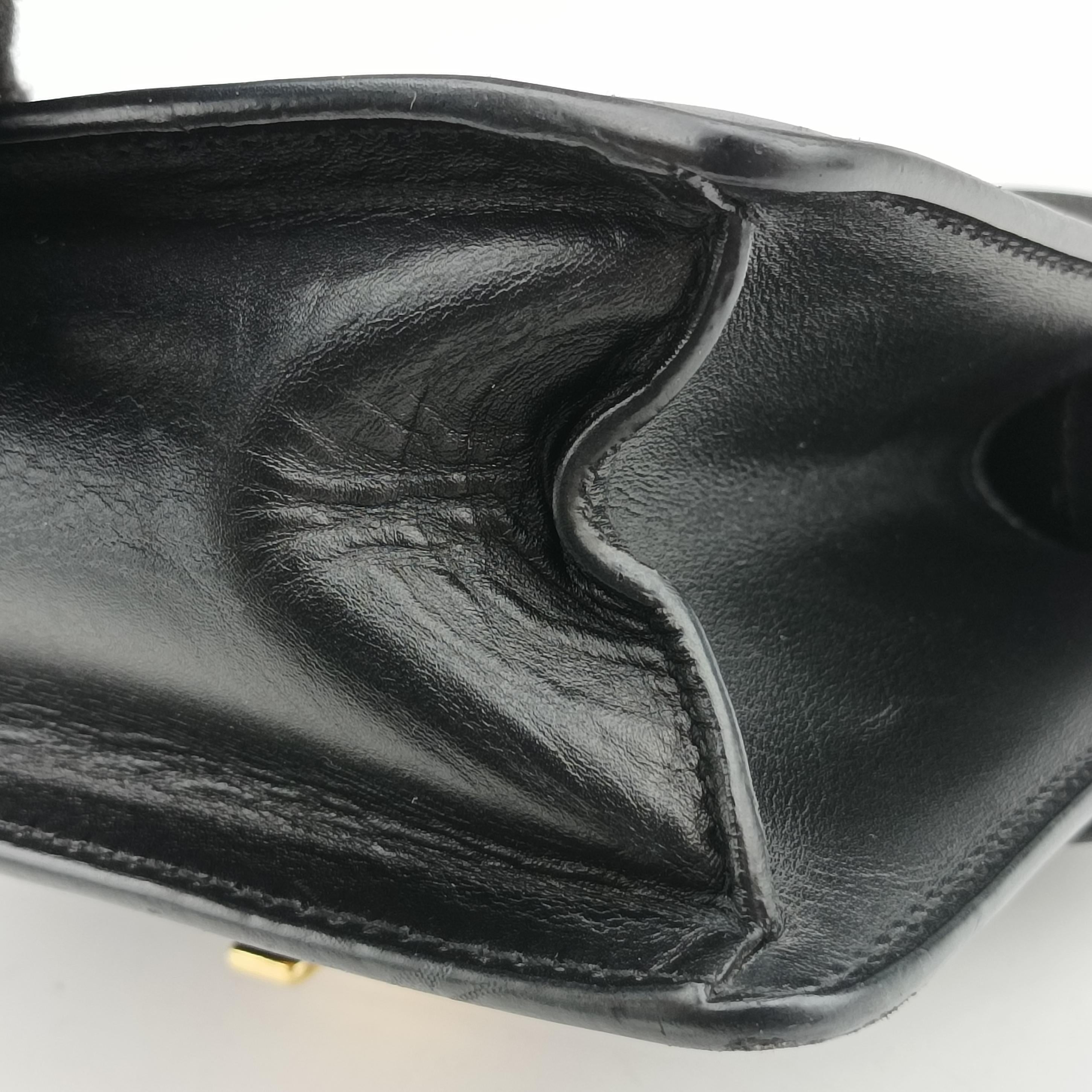 Pre-owned Gucci Sylvie Black Leather 470270 shoulderbag | stylenewstar