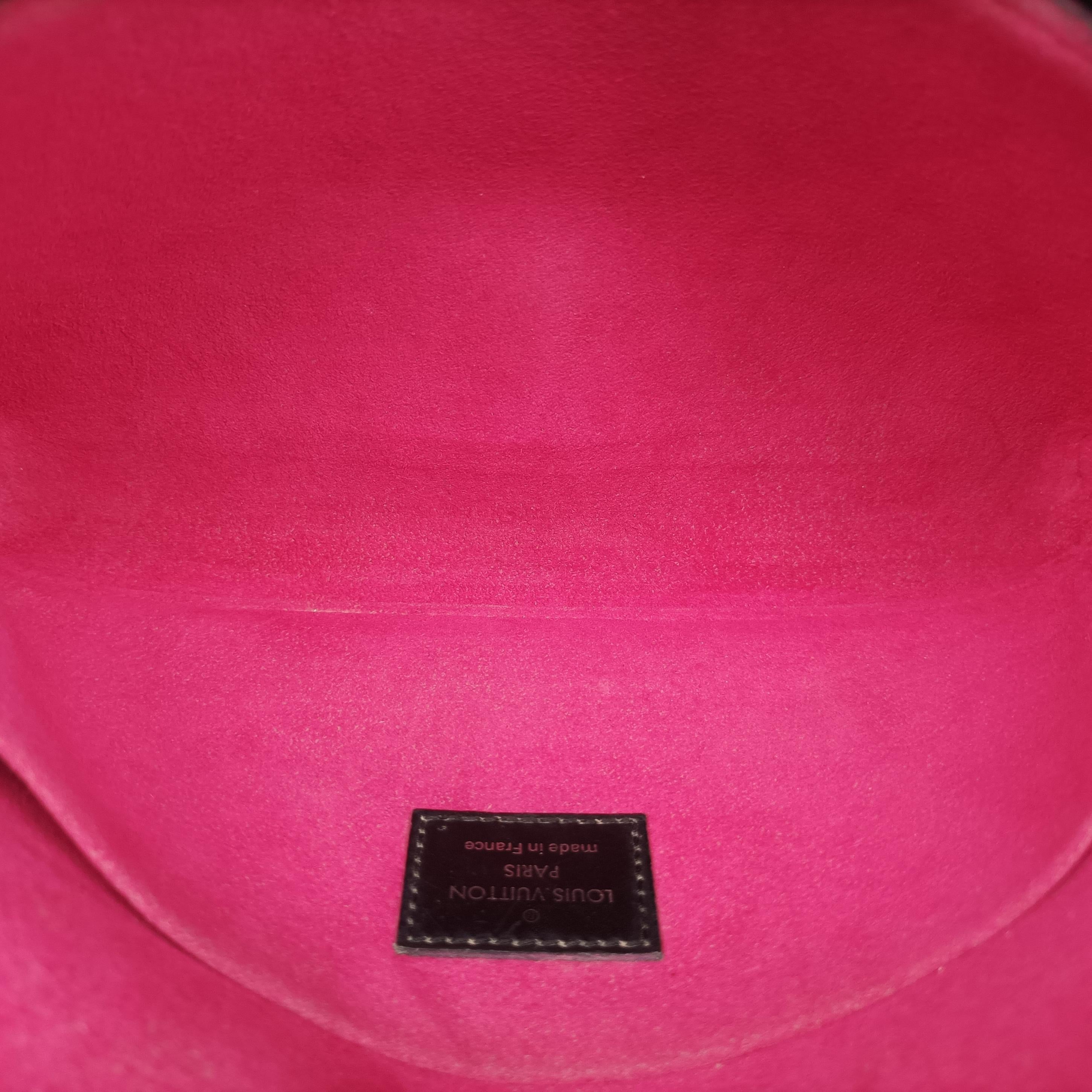 Pre-owned Louis Vuitton Pochette Felice Noir×Pink Epi M64579 shoulderbag | stylenewstar