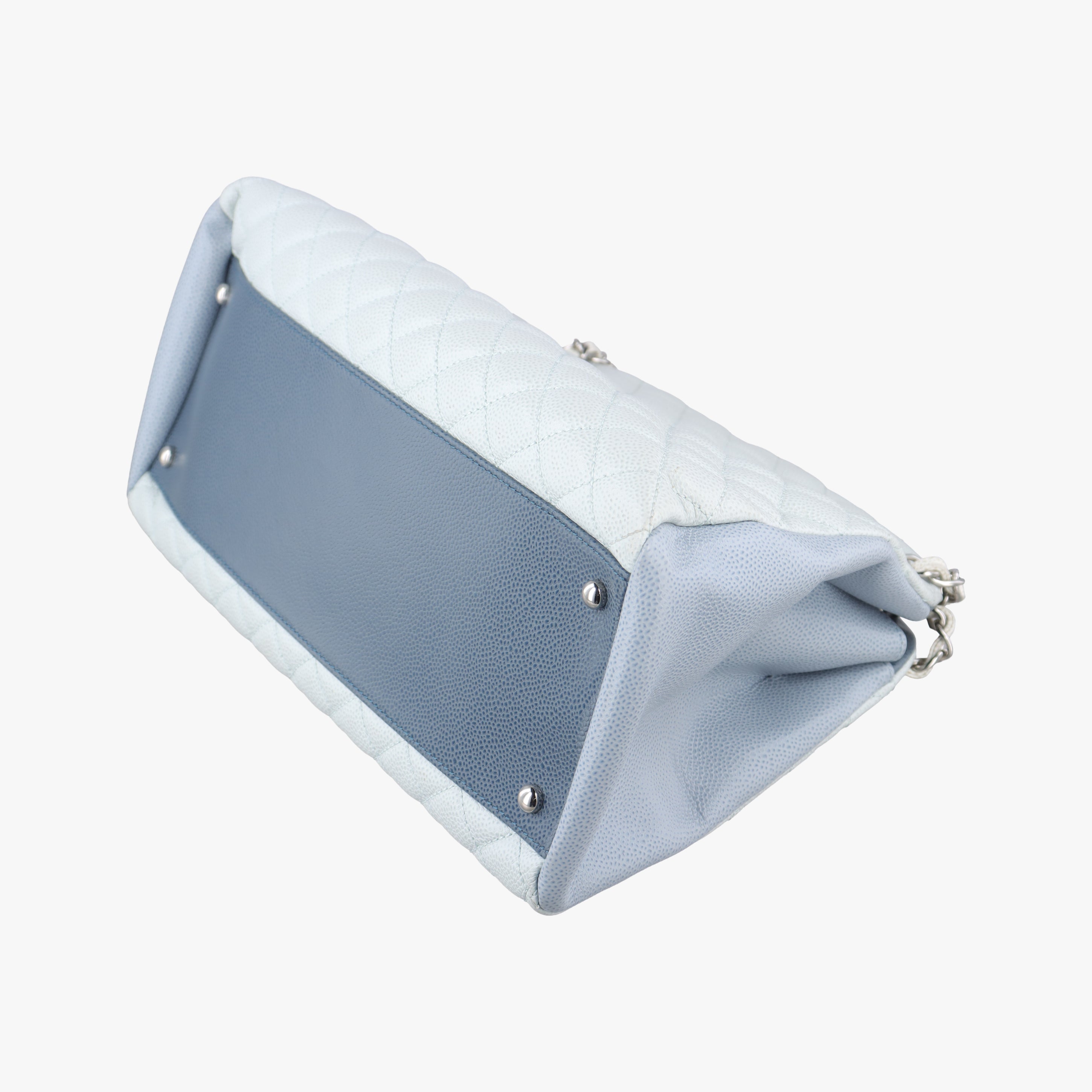 Pre-owned Chanel Mademoiselle Bowling Blue x Light Blue Caviar Leather A67642 handbag | stylenewstar