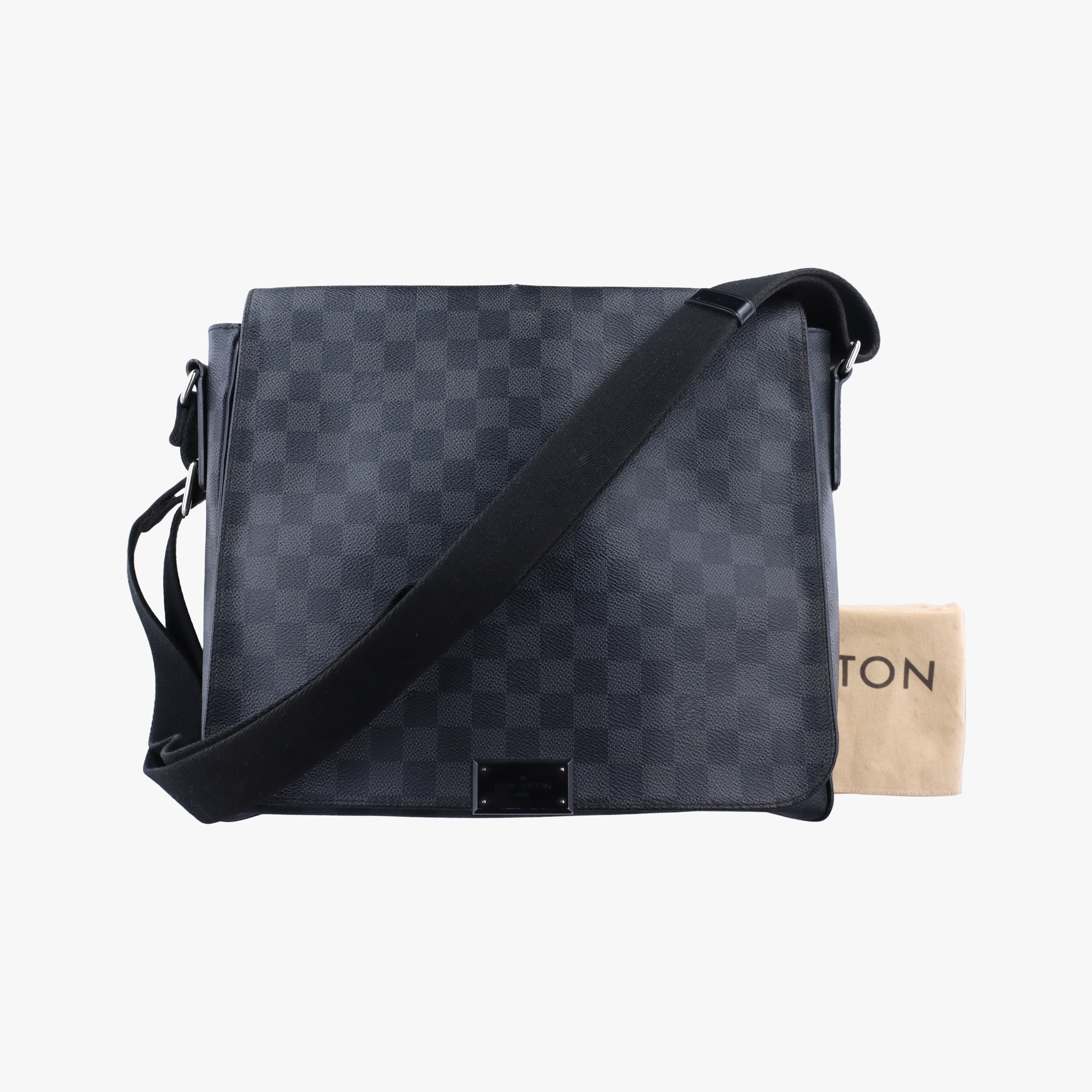 Pre-owned Louis Vuitton DANIEL MM Noir Damier GRAPHITE N58029 shoulderbag | stylenewstar