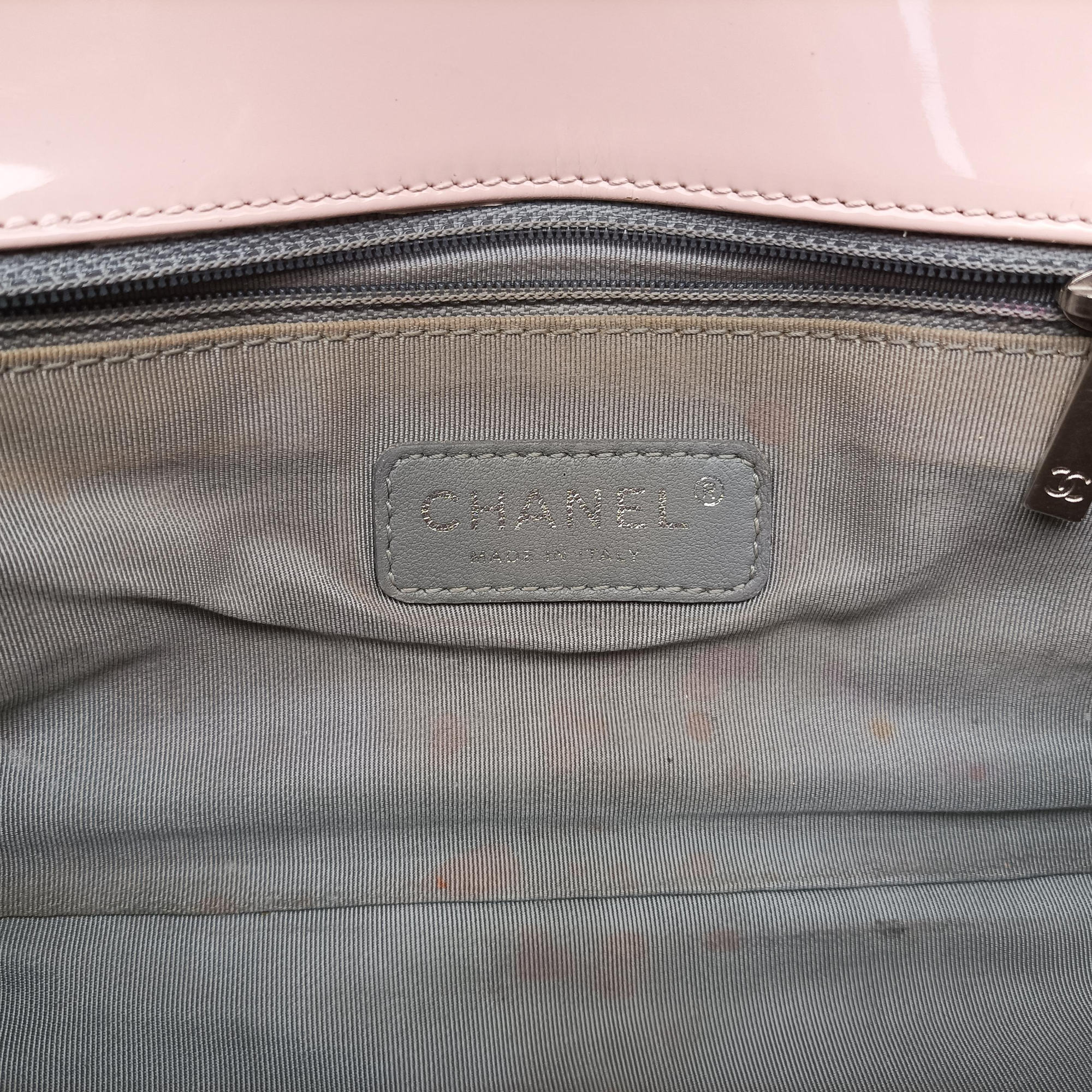 Pre-owned Chanel BOY CHANEL Pink Patent A67018 shoulderbag | stylenewstar