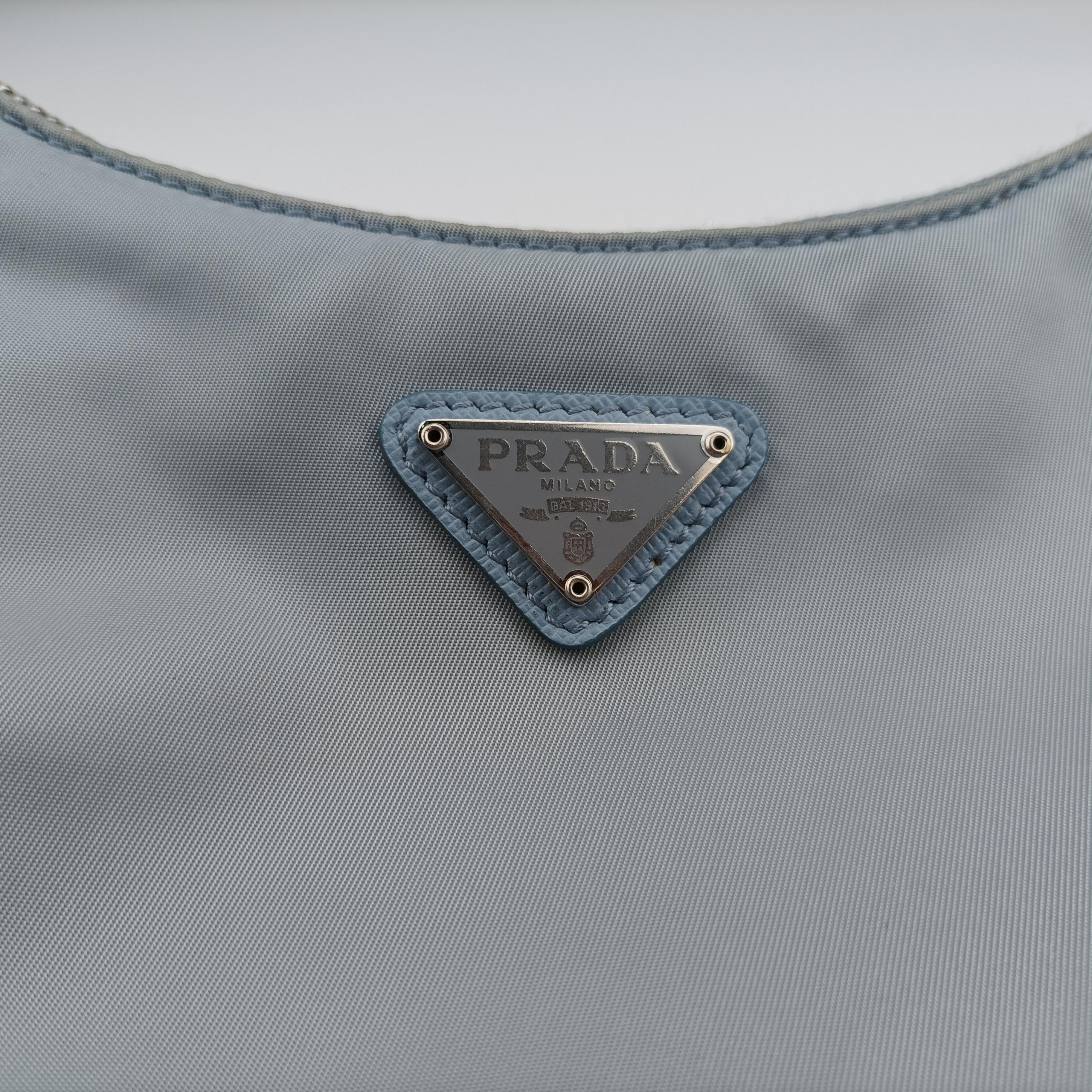 Secondhand Prada Re-Edition 2005 Re-Nylon Blue nylon 1BH204 shoulderbag | stylenewstar