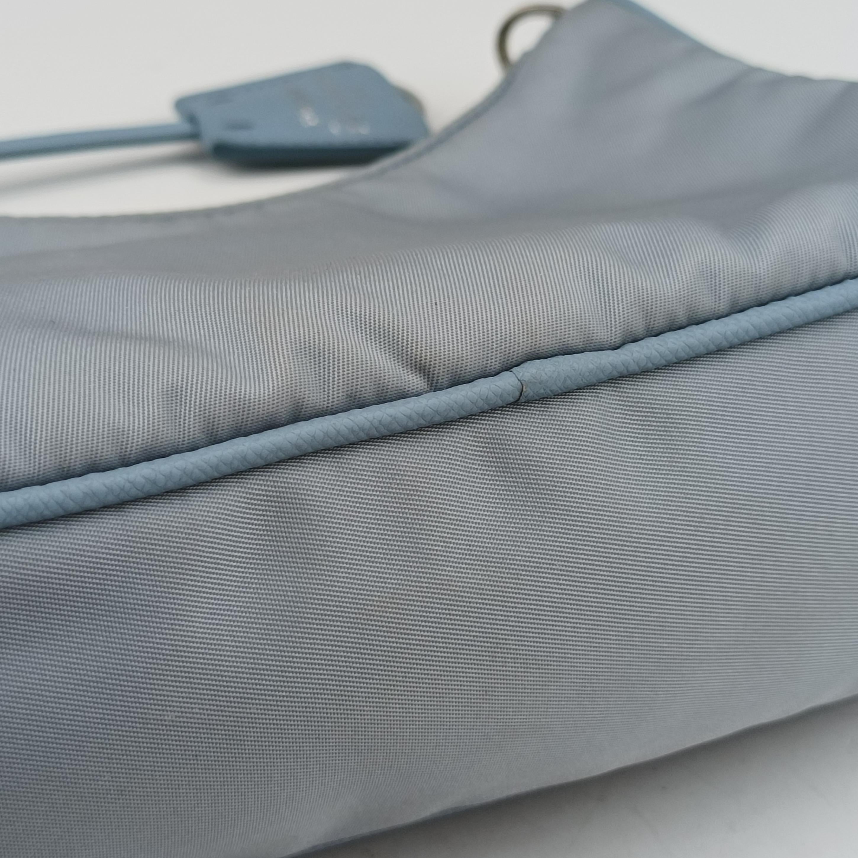 Secondhand Prada Re-Edition 2005 Re-Nylon Blue nylon 1BH204 shoulderbag | stylenewstar