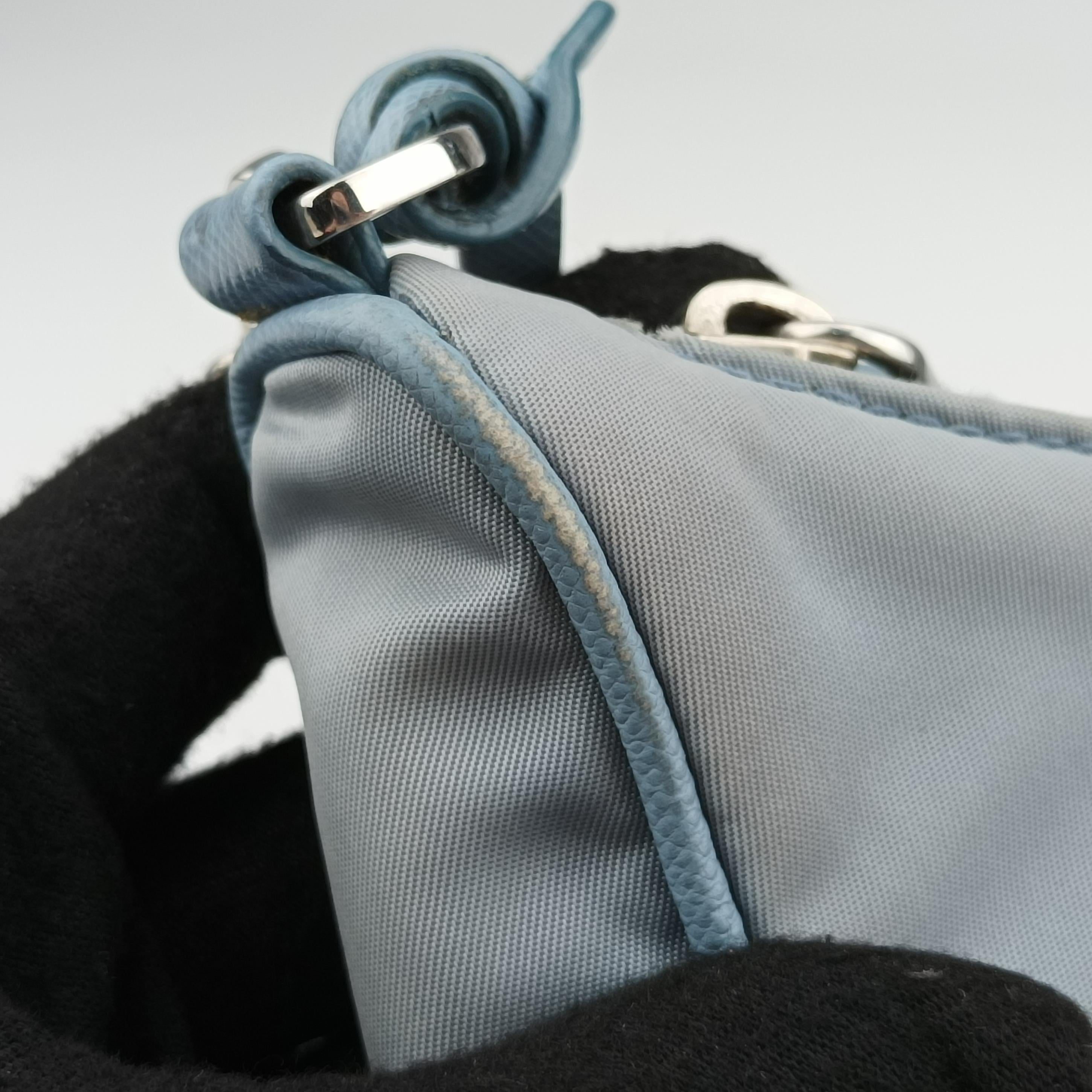 Secondhand Prada Re-Edition 2005 Re-Nylon Blue nylon 1BH204 shoulderbag | stylenewstar