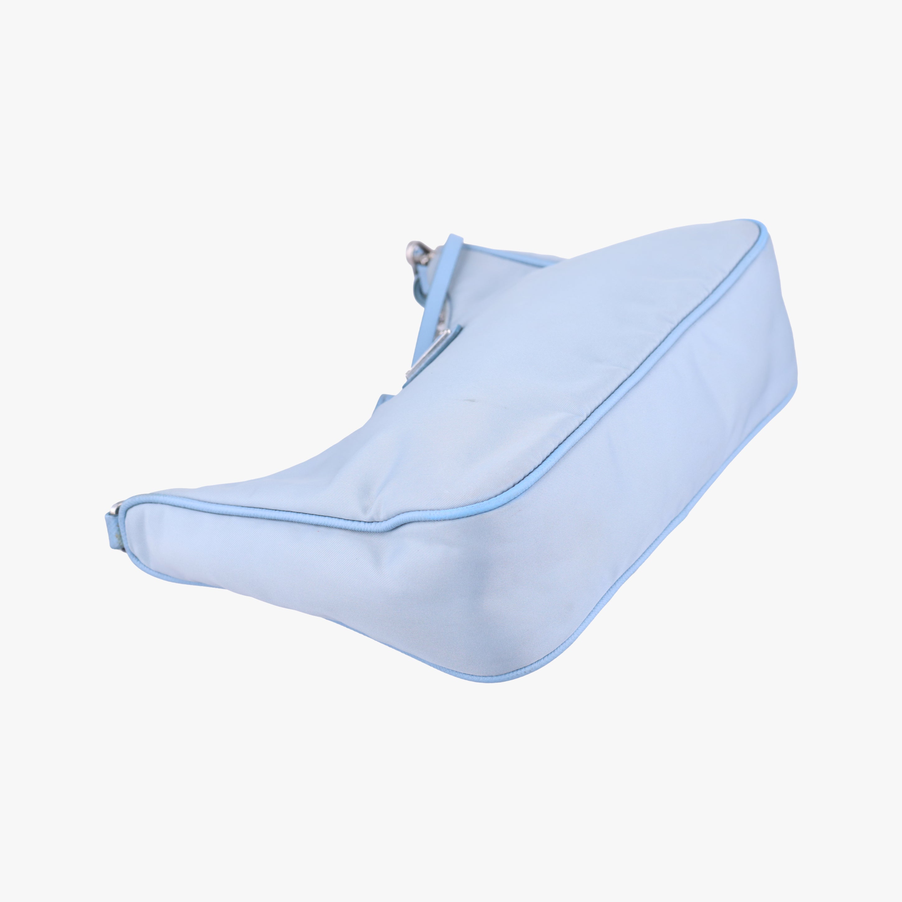 Secondhand Prada Re-Edition 2005 Re-Nylon Blue nylon 1BH204 shoulderbag | stylenewstar