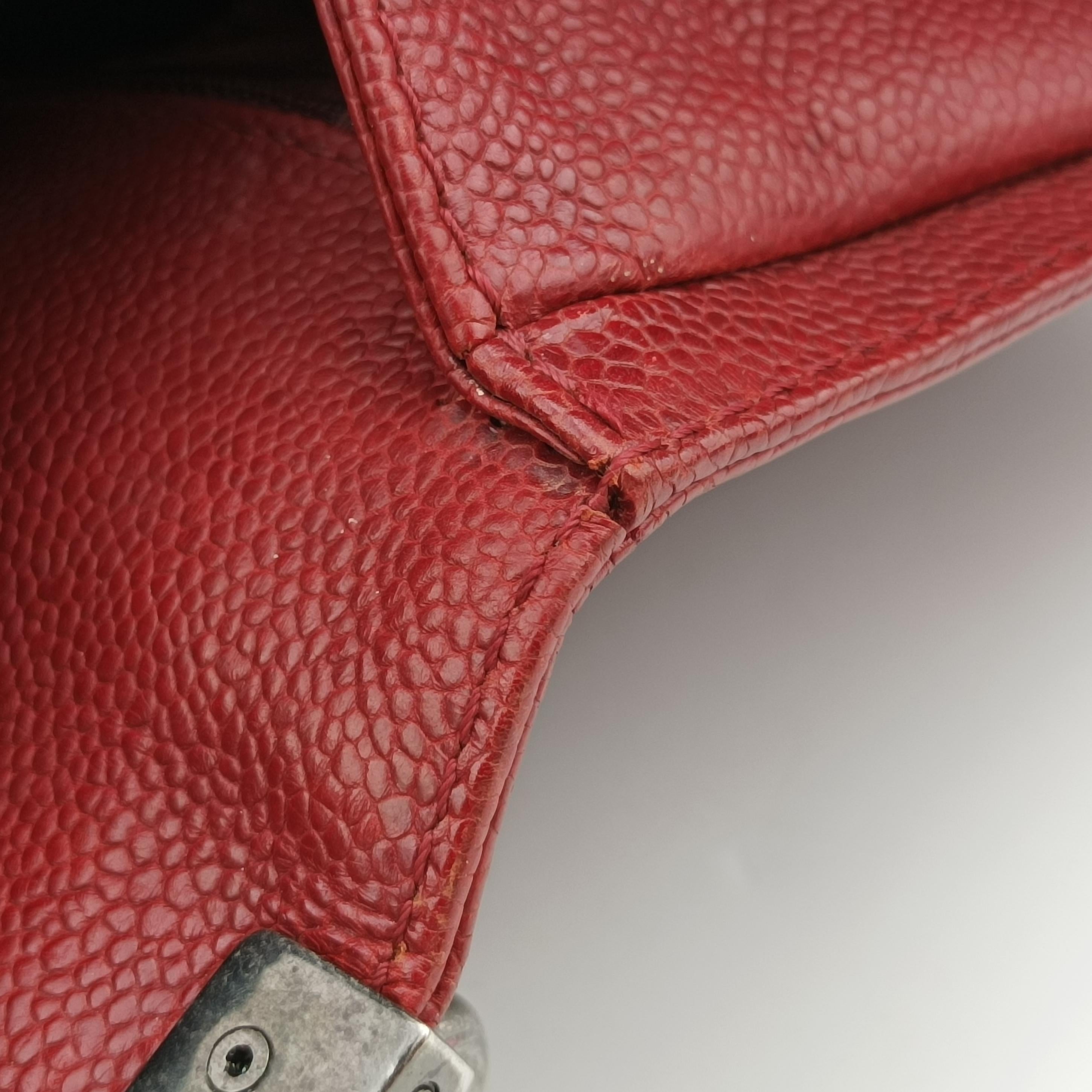 Pre-owned Chanel BOY CHANEL Red caviar skin A92193 shoulderbag | stylenewstar
