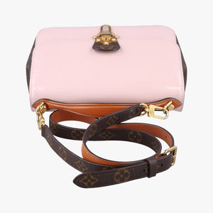 Pre-owned Louis Vuitton Cherry Wood BB Rose Ballerine PVC coated canvas×Vernis M51952 shoulderbag | stylenewstar