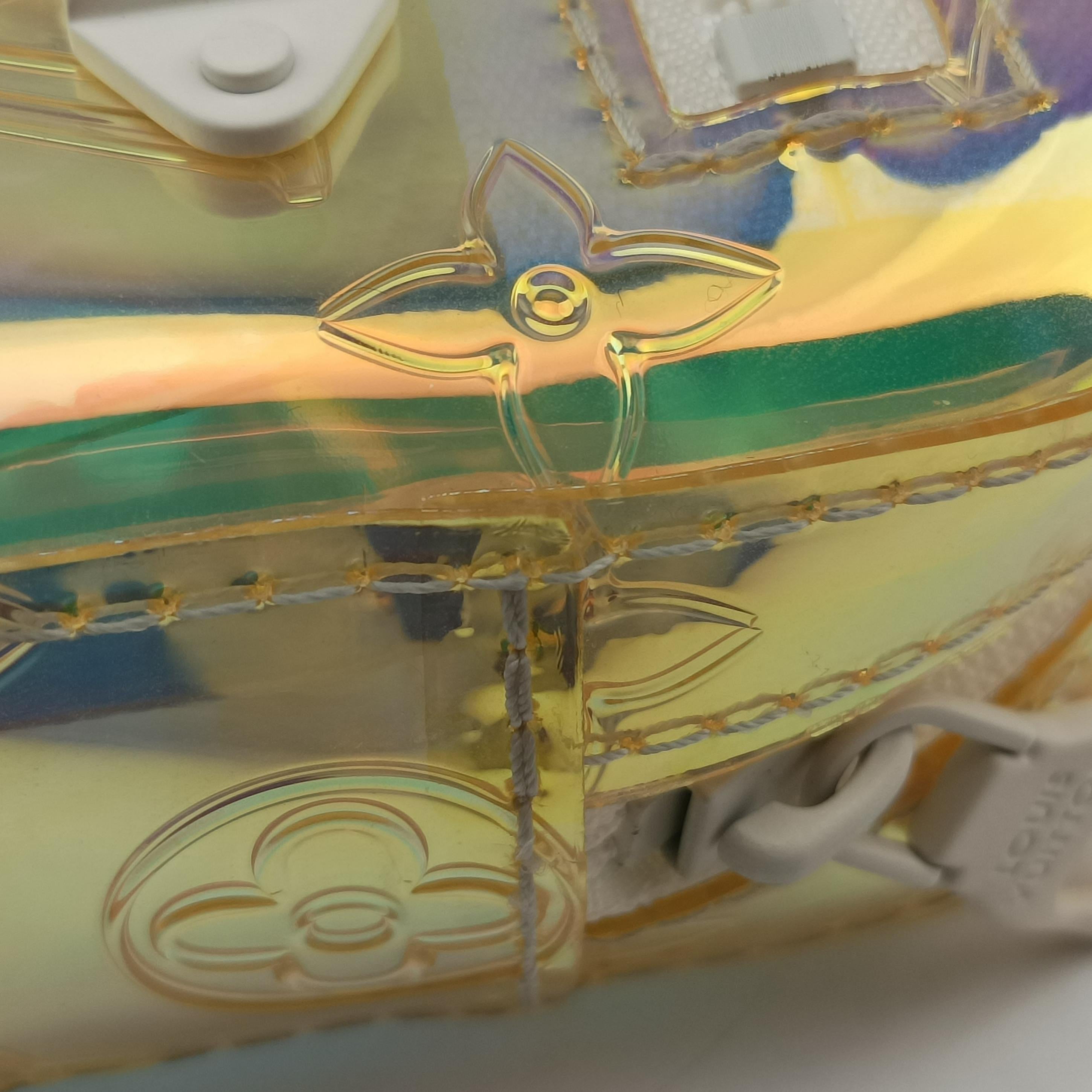 Secondhand Louis Vuitton Pochette Volga prism Monogram Prism M55261 clutchbag | stylenewstar