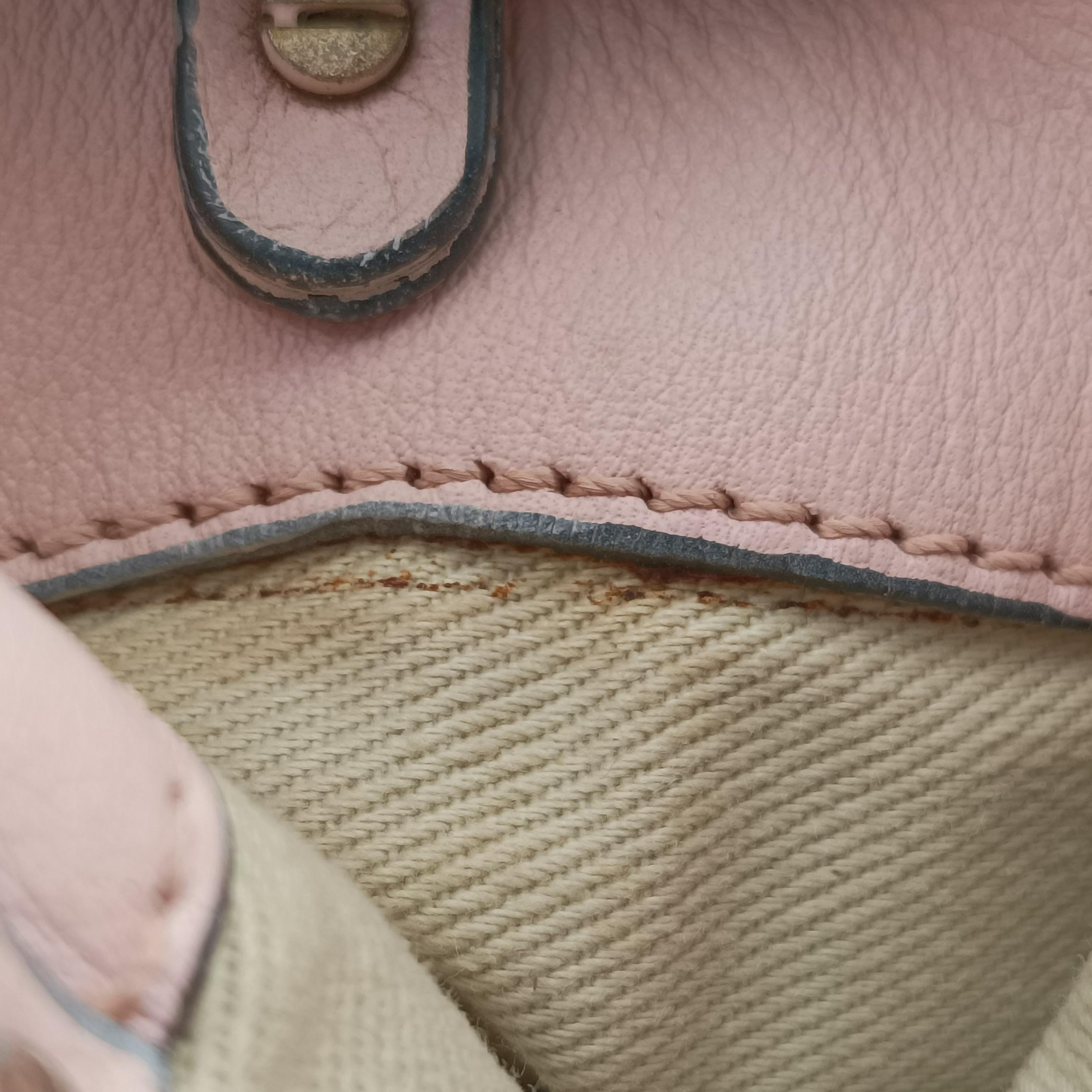 Pre-owned Valentino Rockstud Pink Leather  shoulderbag | stylenewstar