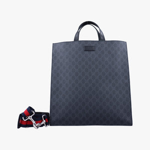 Pre-owned Gucci GG Supreme Tiger Black PVC coated canvas 495559 shoulderbag | stylenewstar