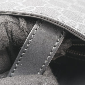 Pre-owned Gucci GG Supreme Tiger Black PVC coated canvas 495559 shoulderbag | stylenewstar