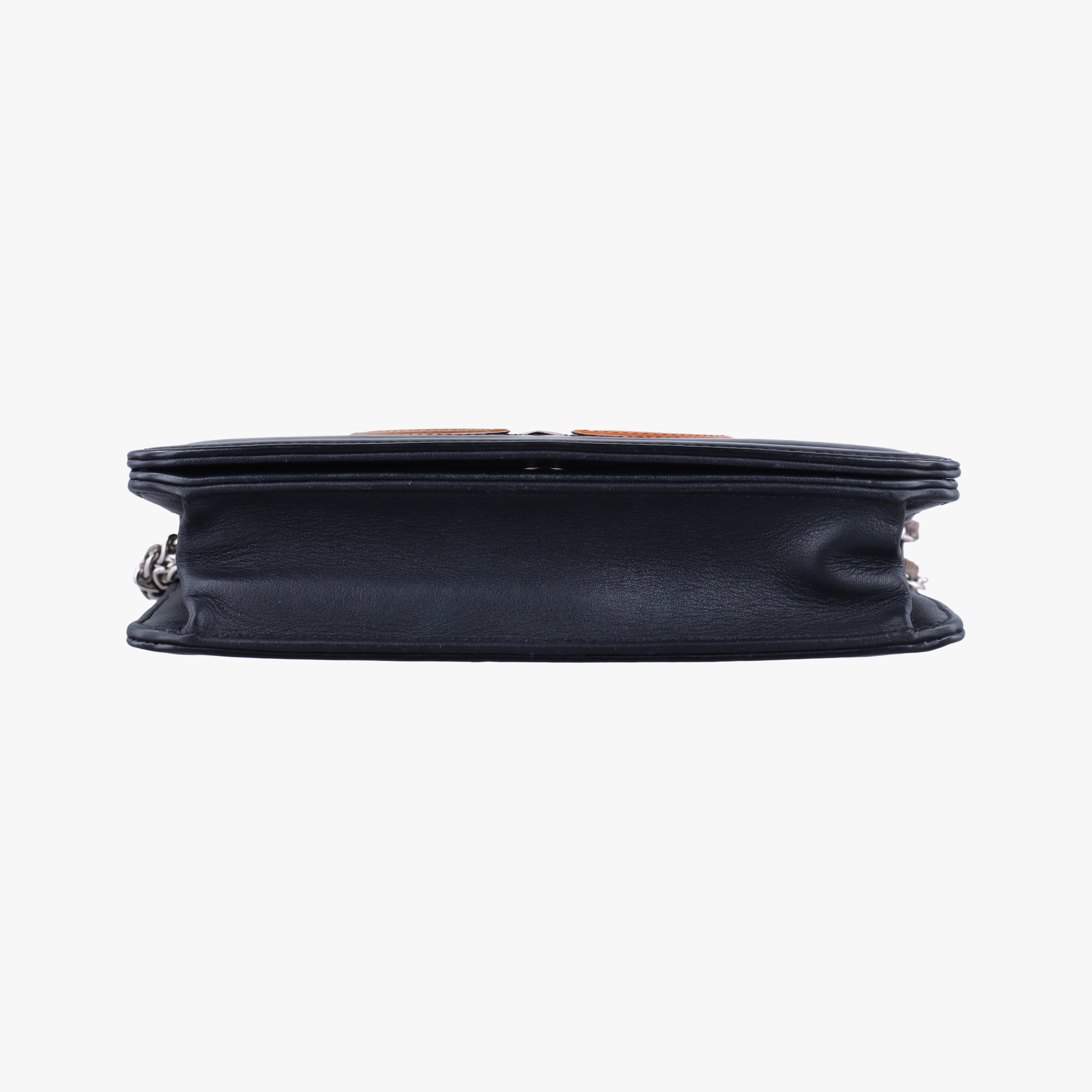 Pre-owned Chanel CC Lipstick Flap Black Patent A66935 shoulderbag | stylenewstar