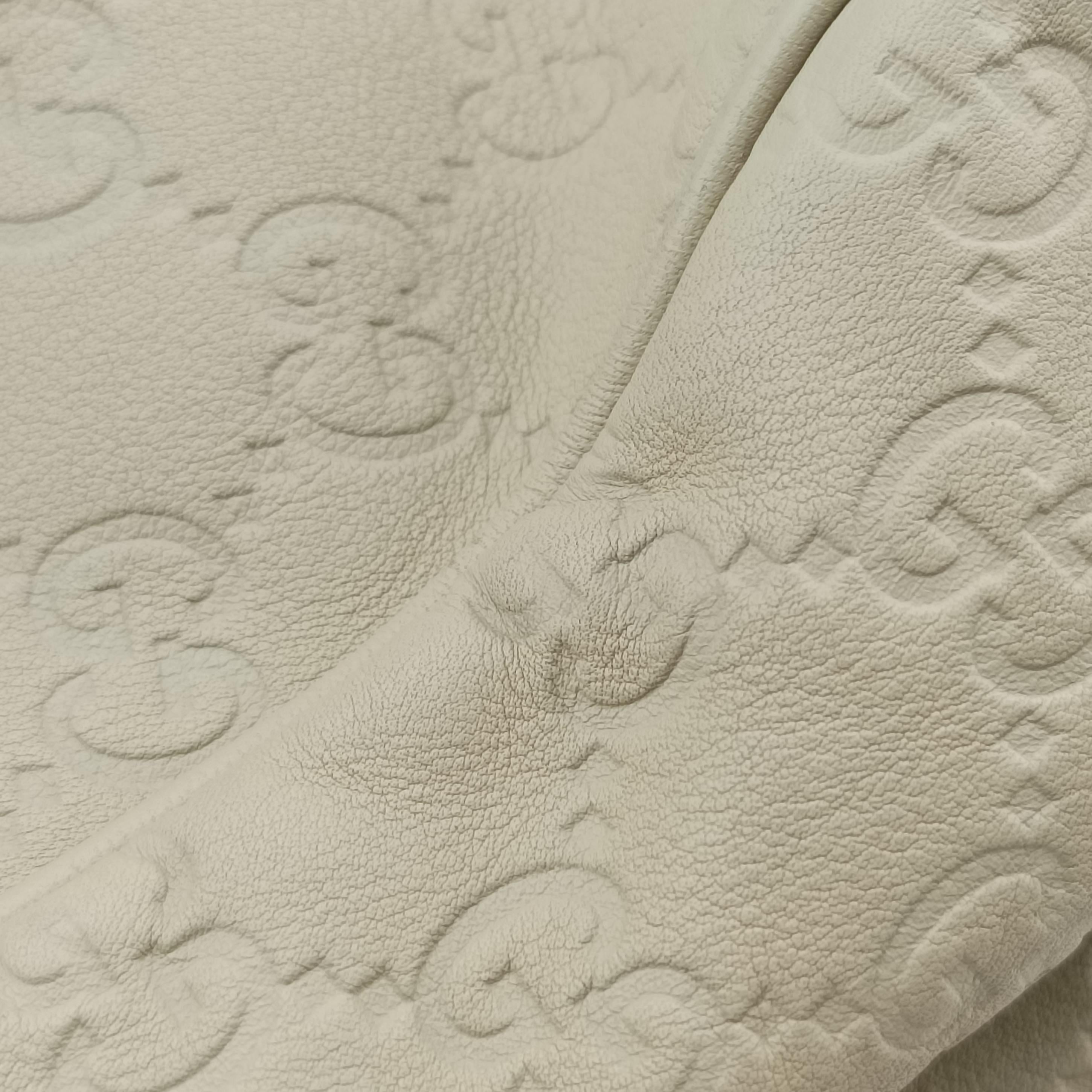 Pre-owned Gucci Sukey White Leather 211943 handbag | stylenewstar