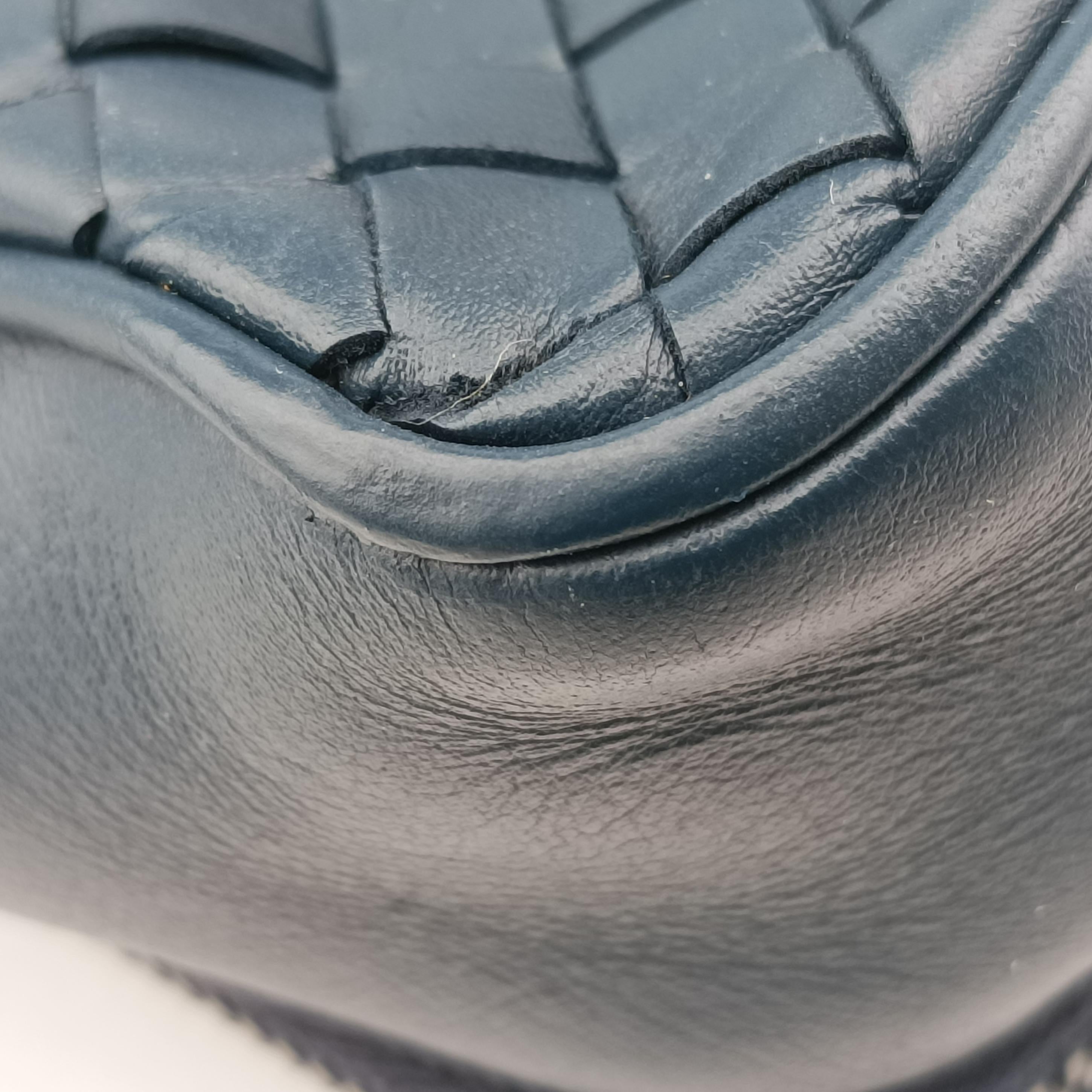 Pre-owned Bottega Veneta Intrecciato Navy lambskin  shoulderbag | stylenewstar