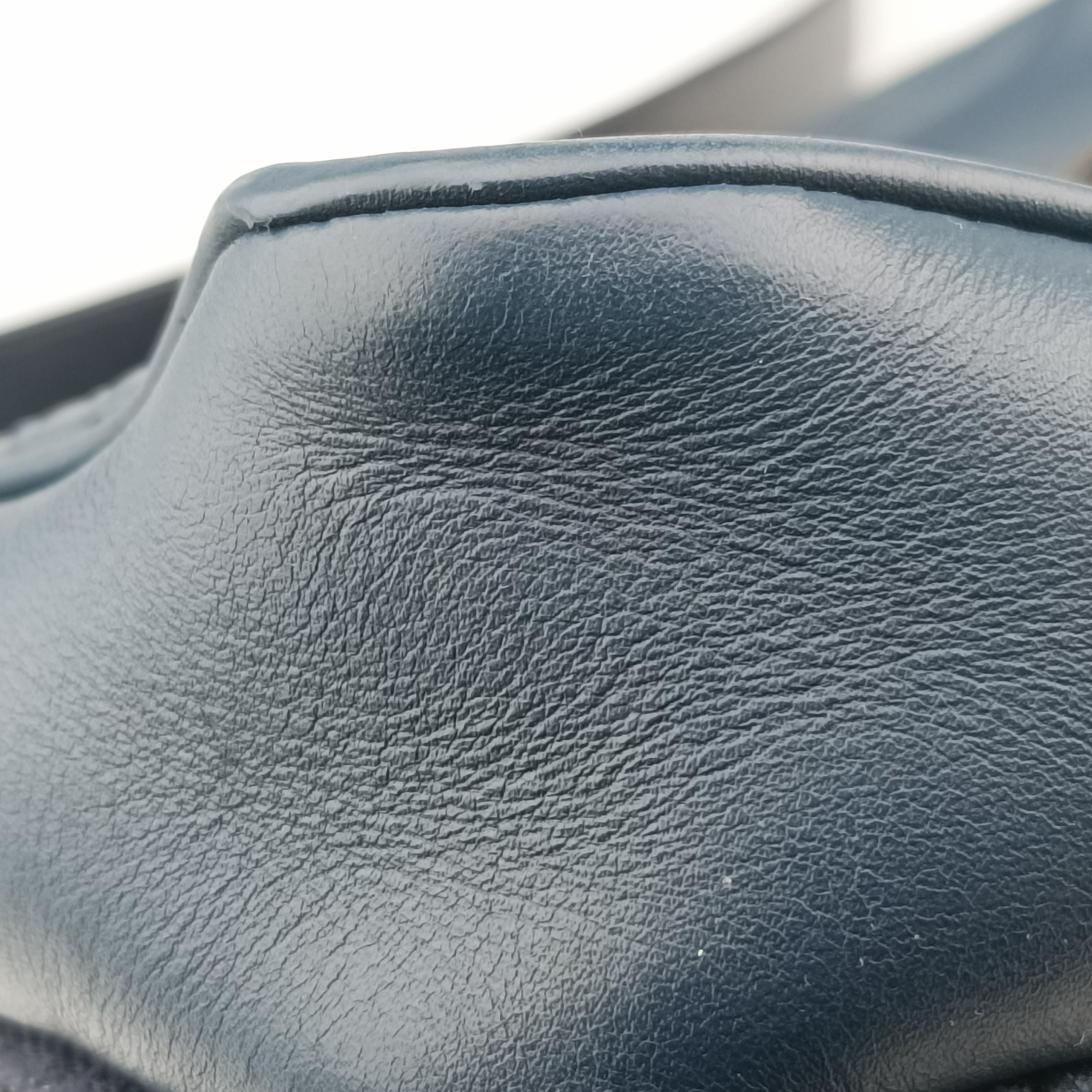 Pre-owned Bottega Veneta Intrecciato Navy lambskin  shoulderbag | stylenewstar