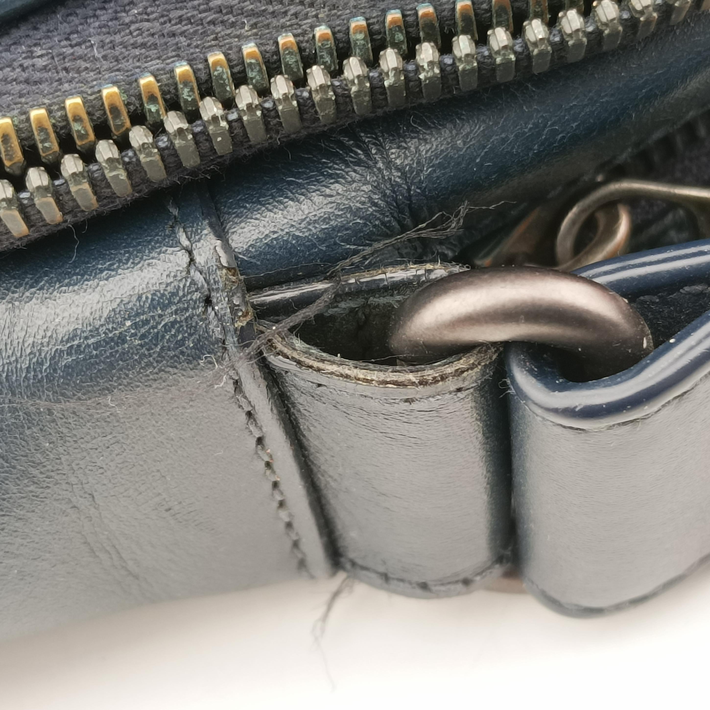 Pre-owned Bottega Veneta Intrecciato Navy lambskin  shoulderbag | stylenewstar