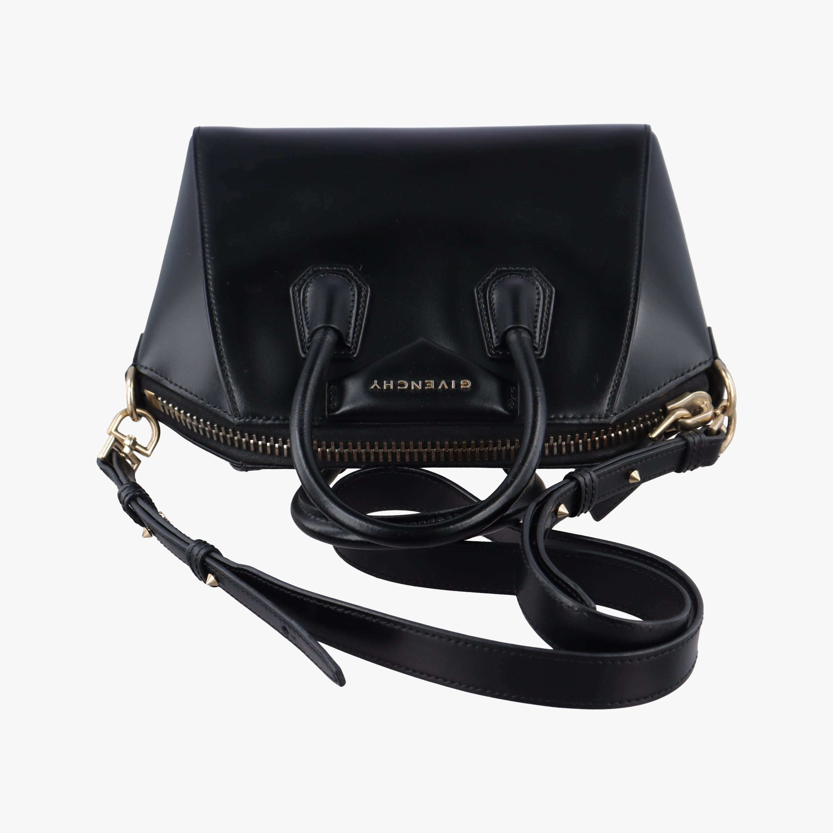 Pre-owned Givenchy Antigona Black Leather  shoulderbag | stylenewstar
