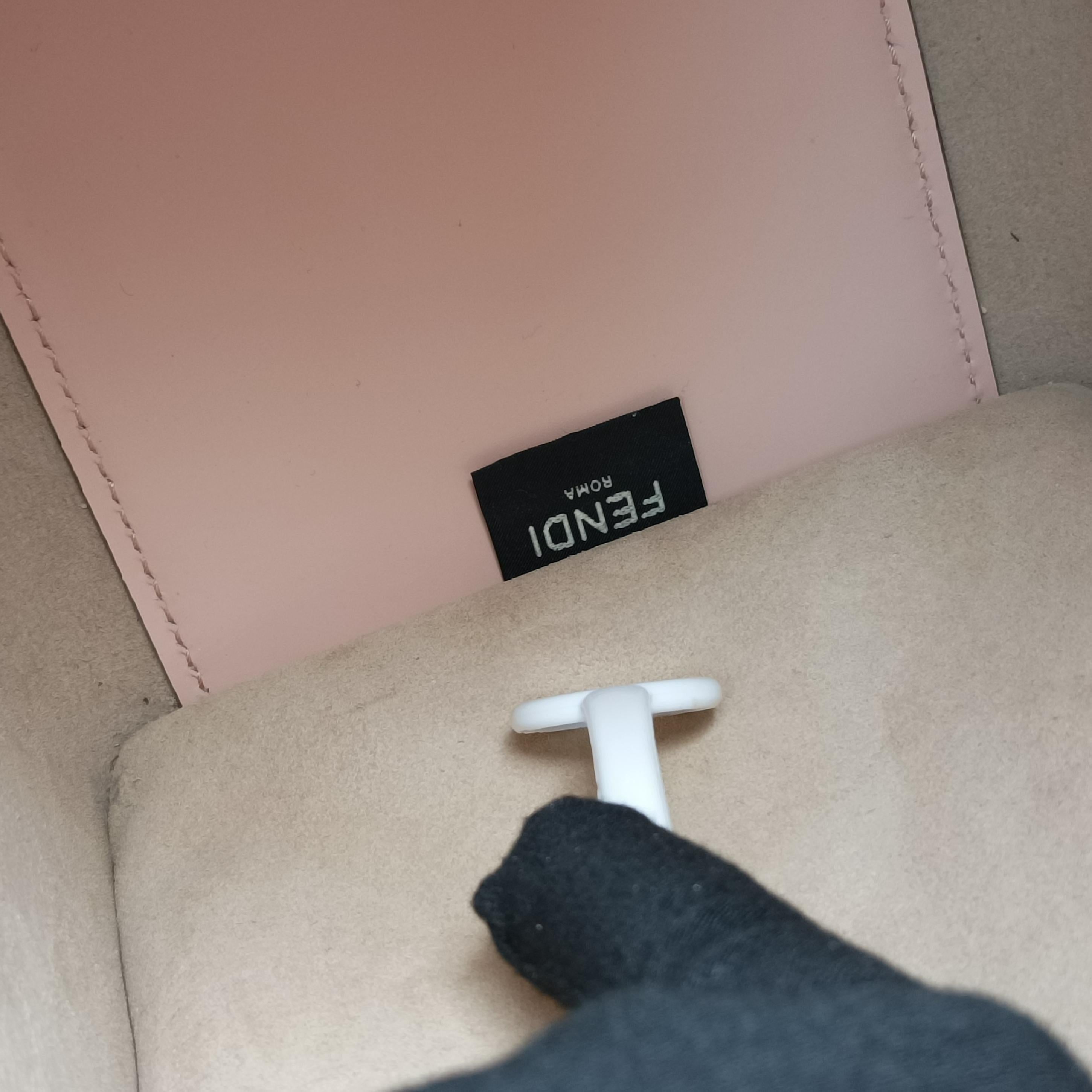 Vintage Fendi SUNSHINE Medium Pink Leather 8BH386 handbag | stylenewstar